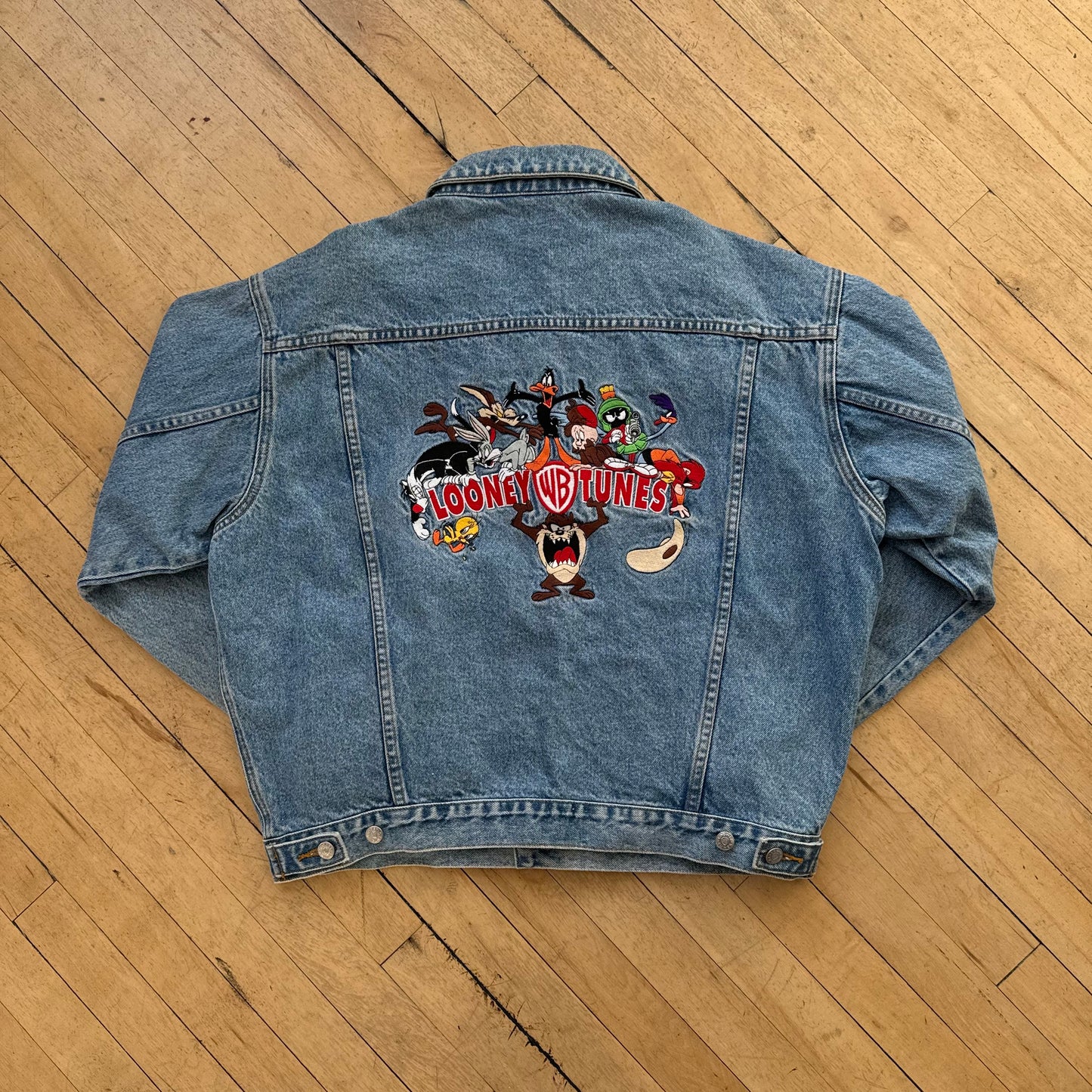 Vintage Looney Tunes Embroidered Jean Jacket Sz L