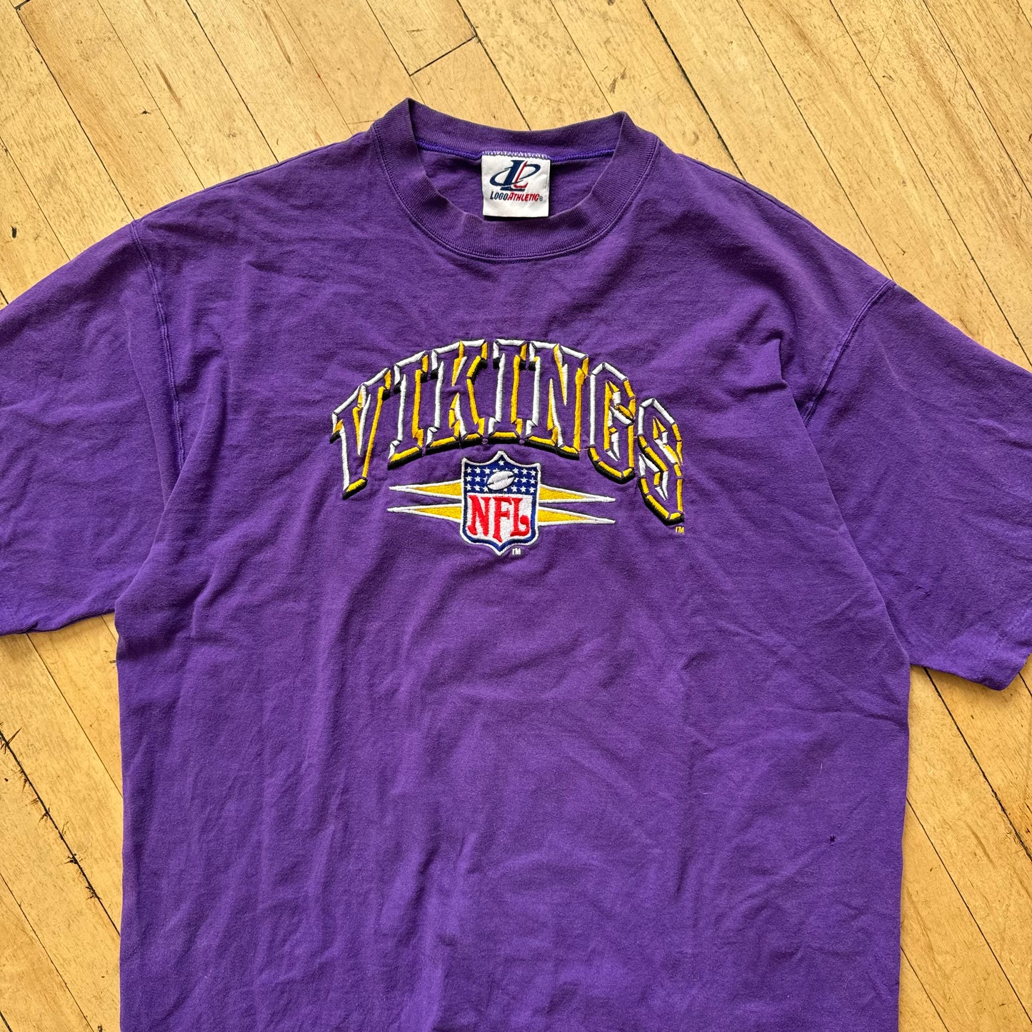 Vintage Vikings Embroidered T-shirt Sz XXL