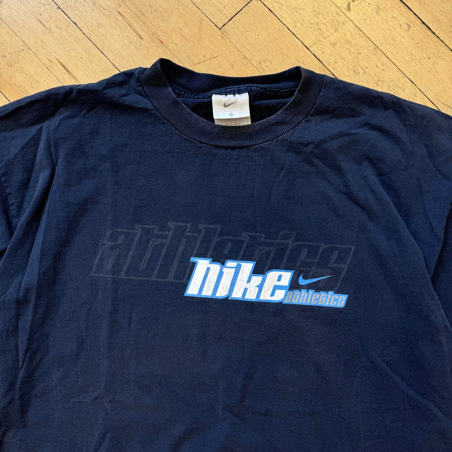 Vintage Nike Athletics T-shirt Sz XL