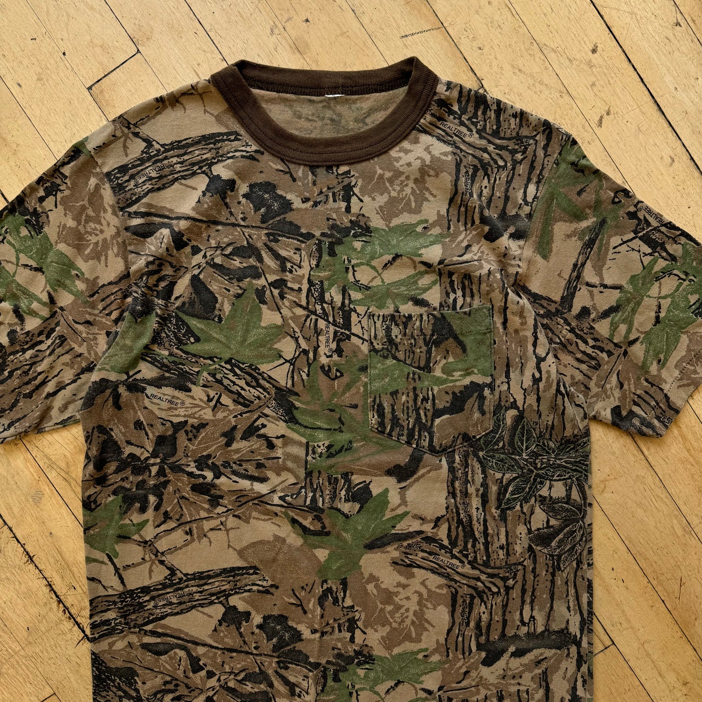 Vintage Reel Tree Camo Pocket T-shirt Sz M