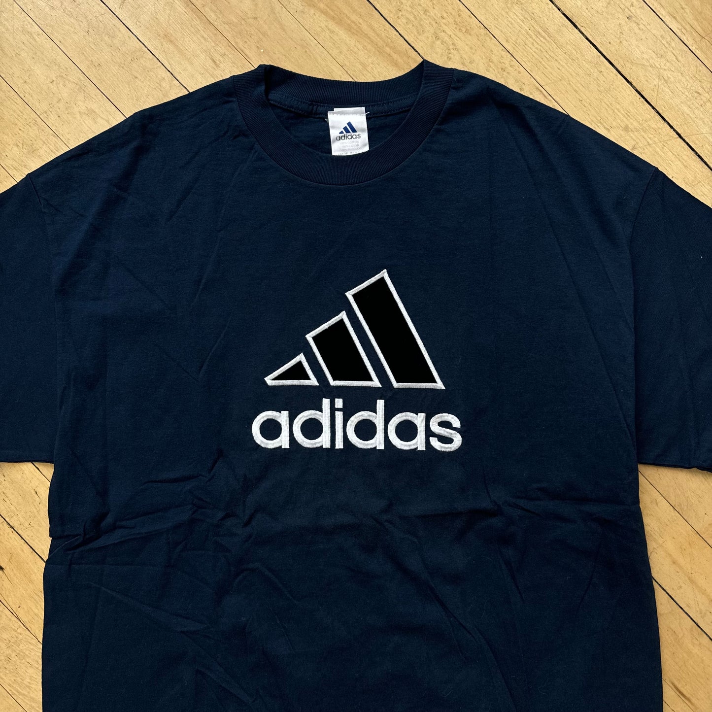 Vintage bootleg Adidas EmbroideredT-shirt Sz XL You