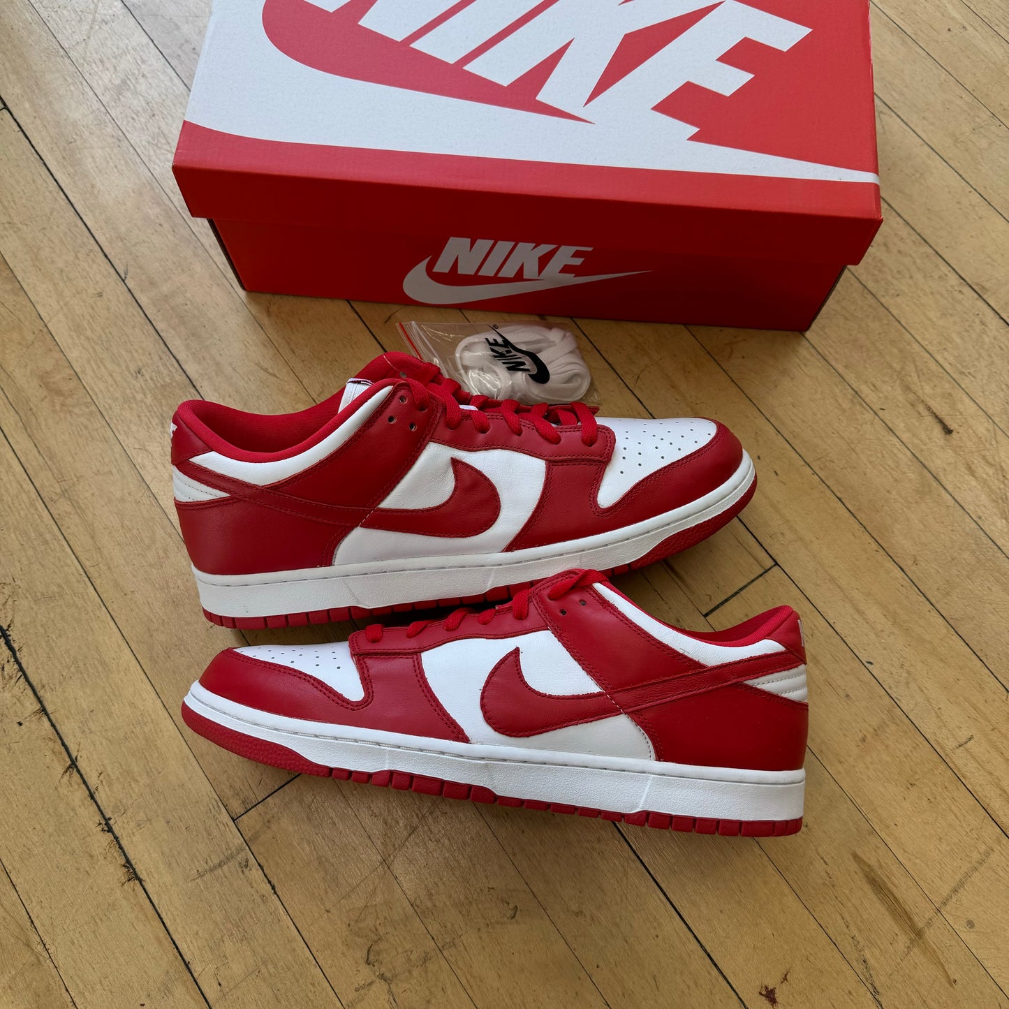 Nike dunk Low St. John’s Sz 13 (DS)