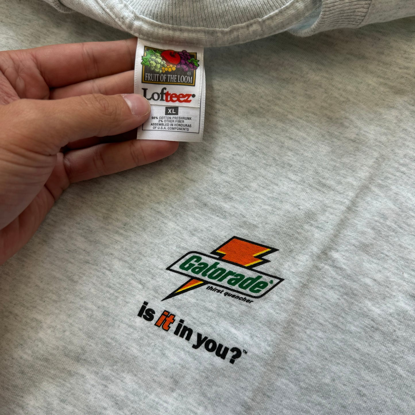 Vintage Gatorade Is it in you? T-shirt Sz XL