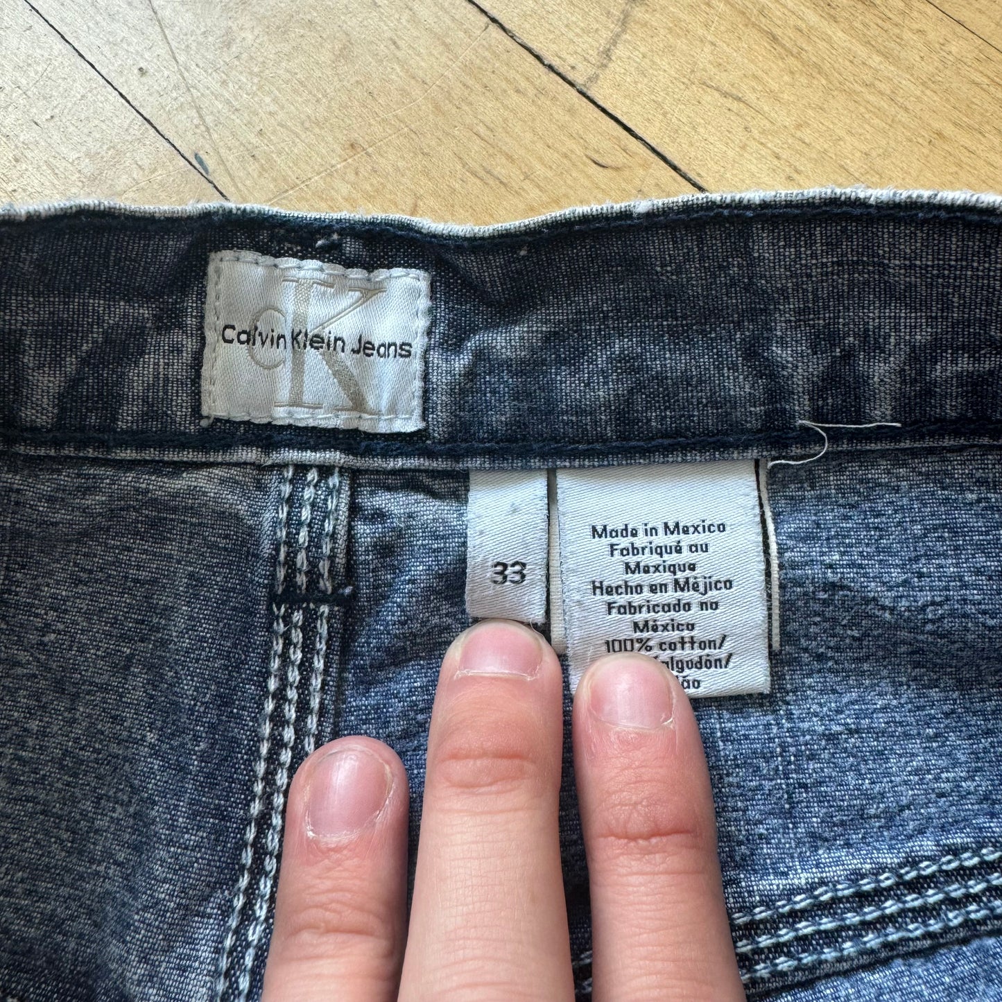 Y2K Calvin Klein Denim Jean Shorts Sz 33