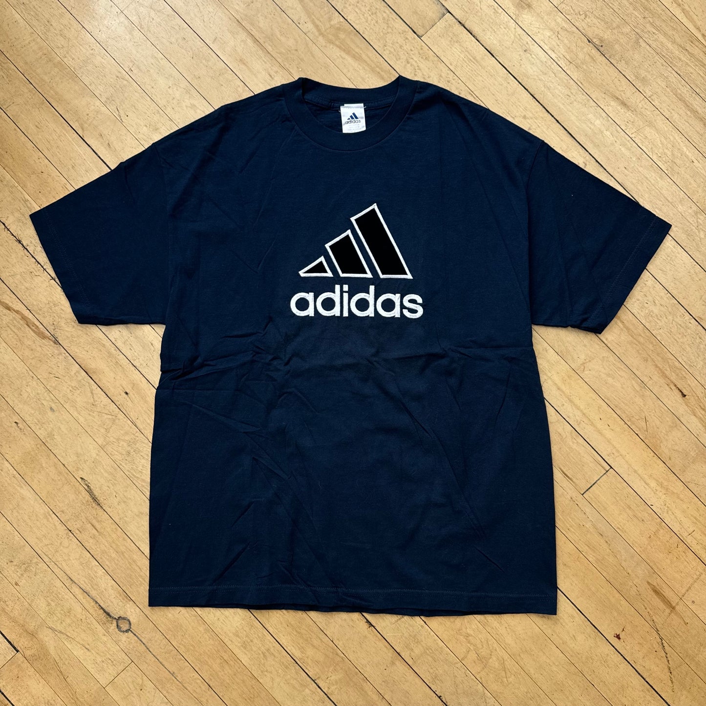 Vintage bootleg Adidas EmbroideredT-shirt Sz XL You