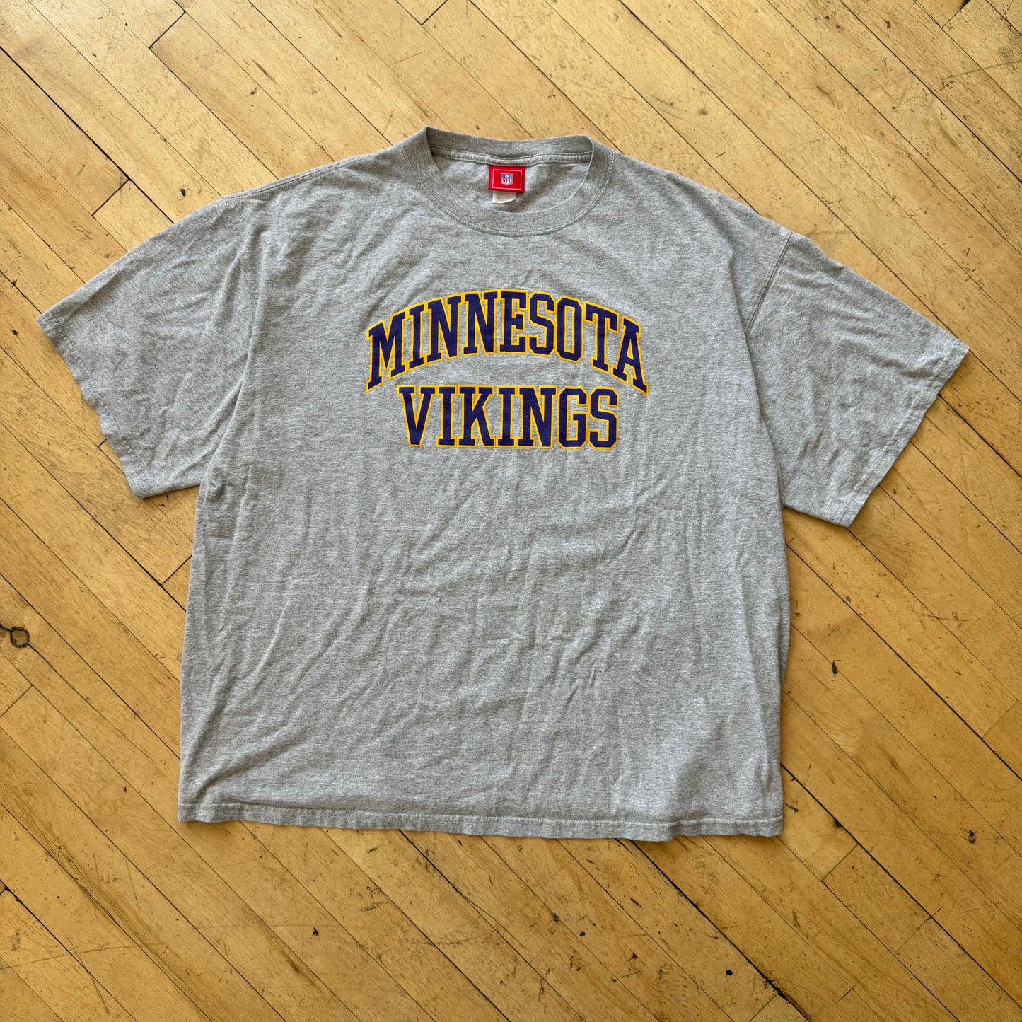 Vintage Minnesota Vikings SpellOut T-shirt Sz XXL