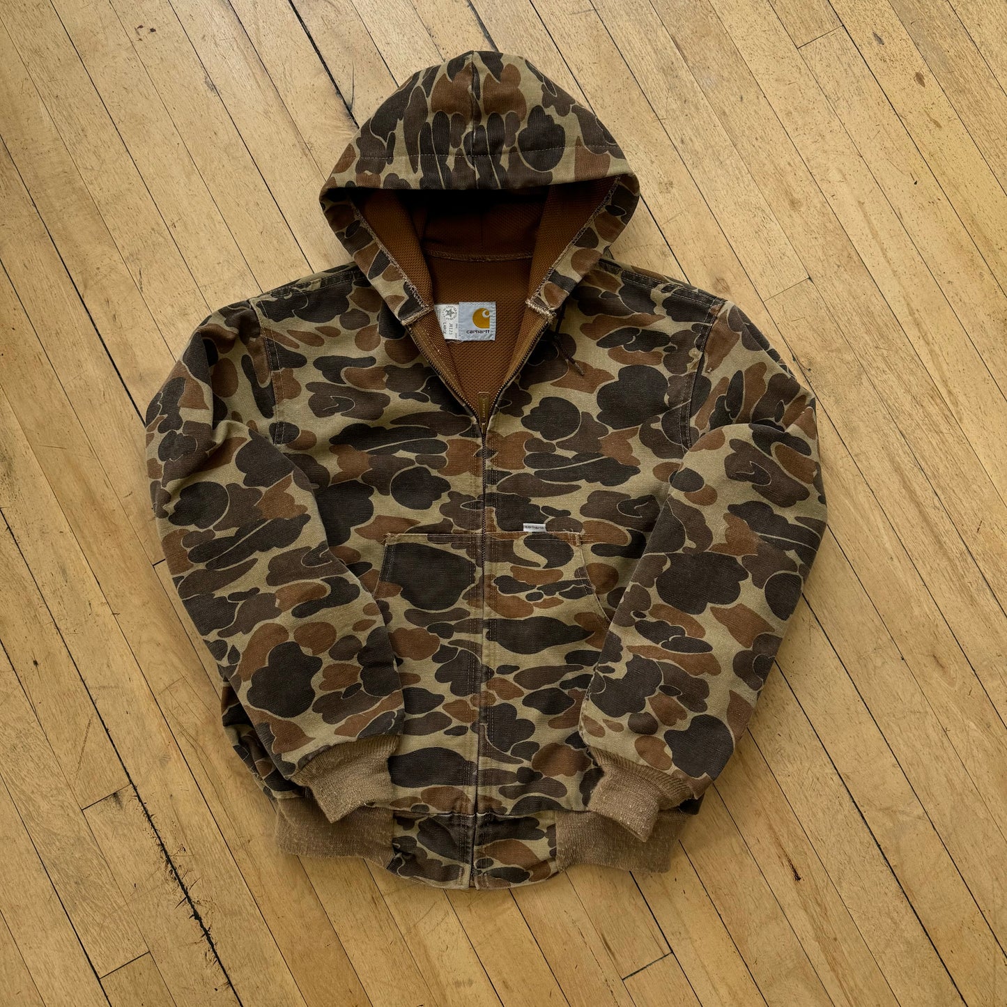 Vintage Carhartt Duck Camo Hooded Jacket Sz M