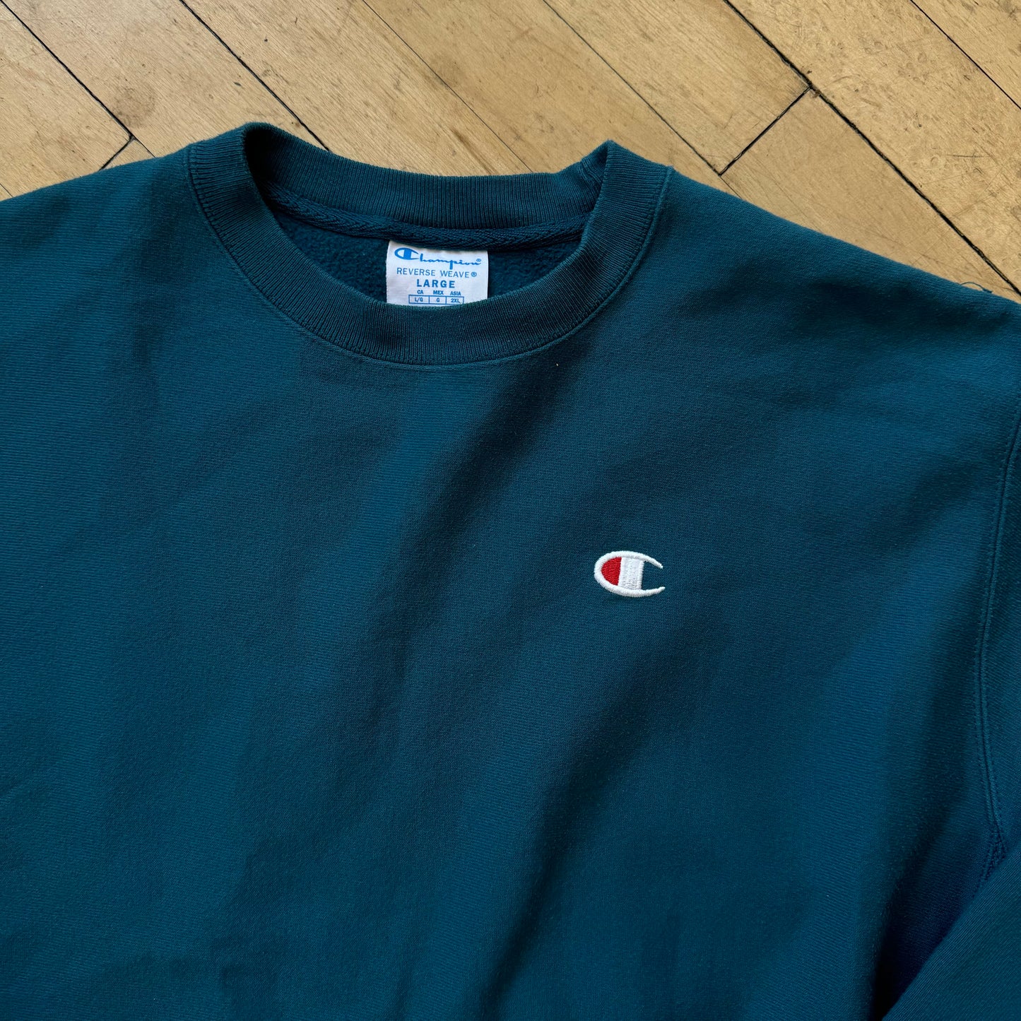 Y2K Simple Champion CrewNeck Sz L