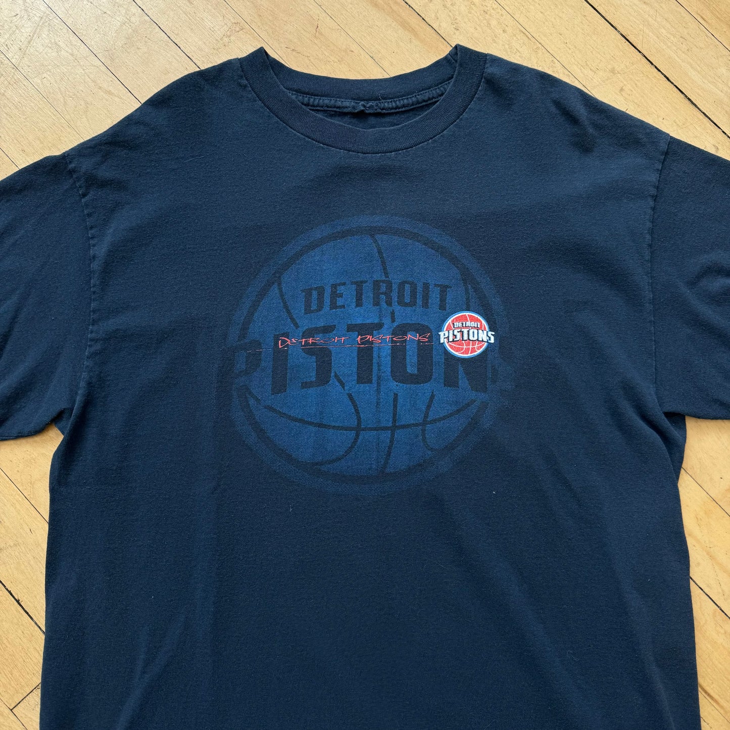 Vintage Detroit Pistons T-shirt Sz M