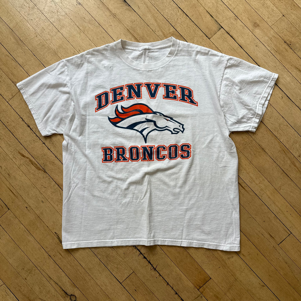 Vintage Denver Broncos SpellOut T-shirt Sz L