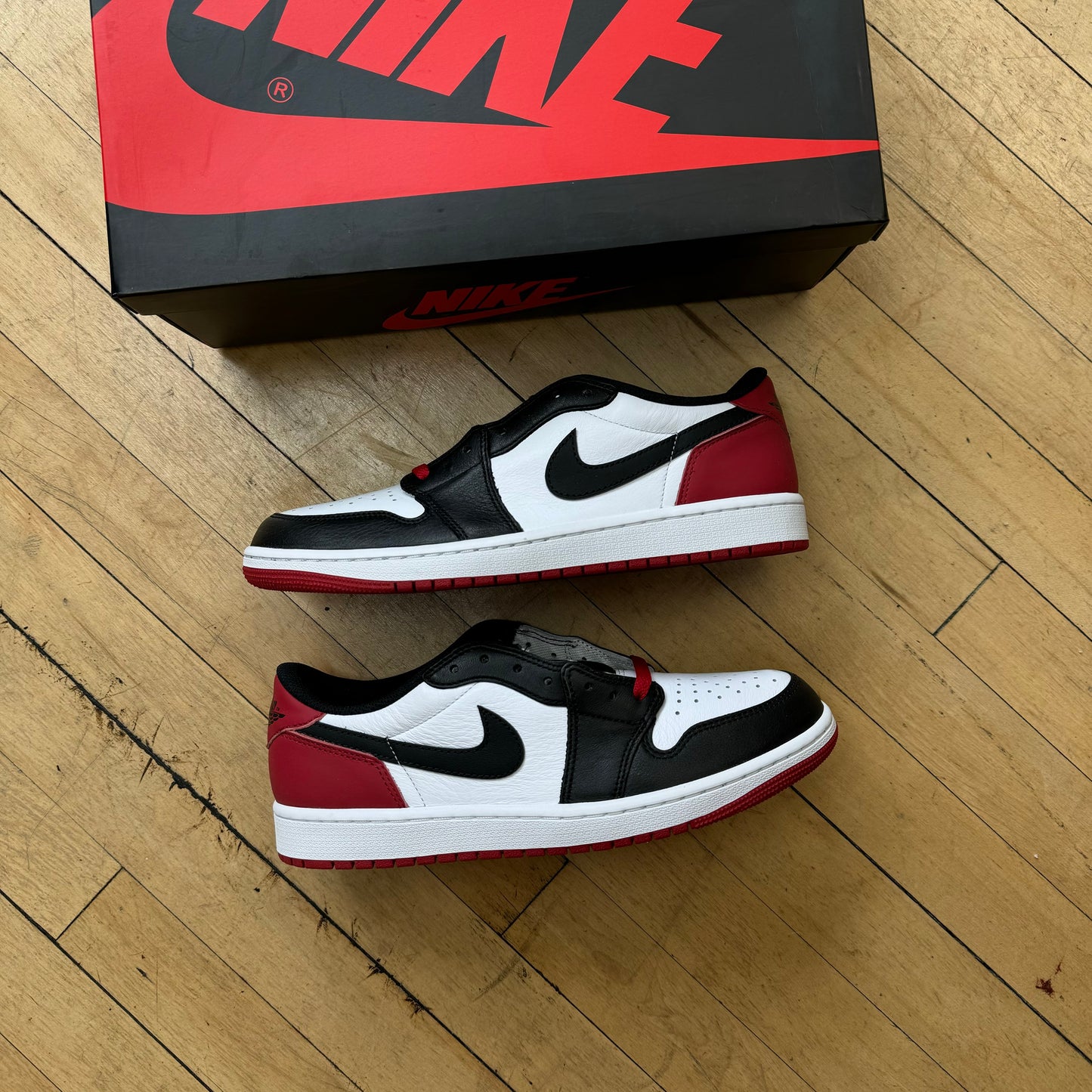 Jordan 1 Low Black Toe Sz 9.5 (DS)