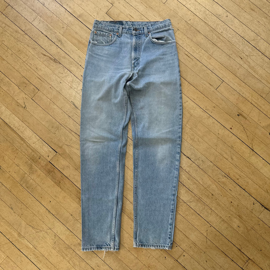 Vintage Levi 550 Light Wash Denim Jeans Sz 32x36