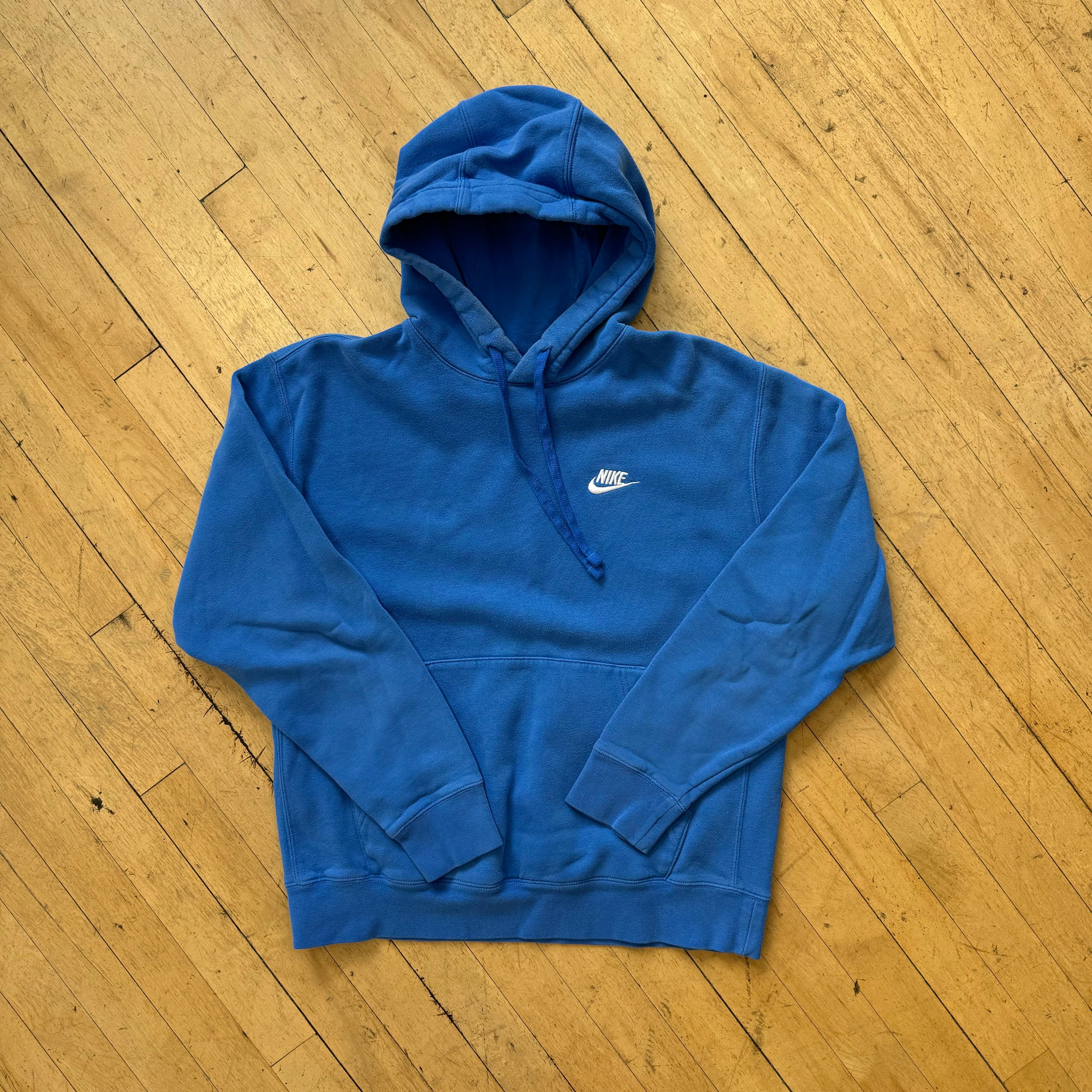 Modern Nike Hoodie Sz M