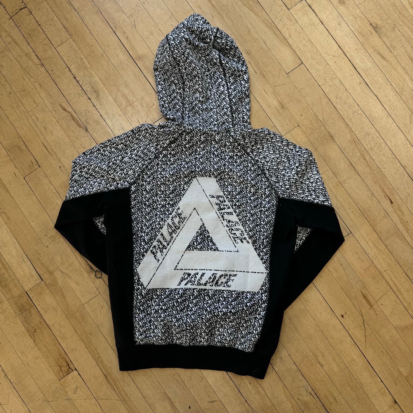 Palace Patterned Sweatshirt Sz L