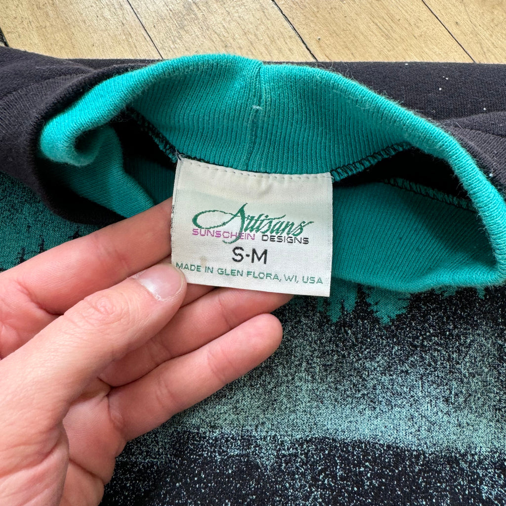 Vintage Wrap around Nature Graphic T-shirt Sz M