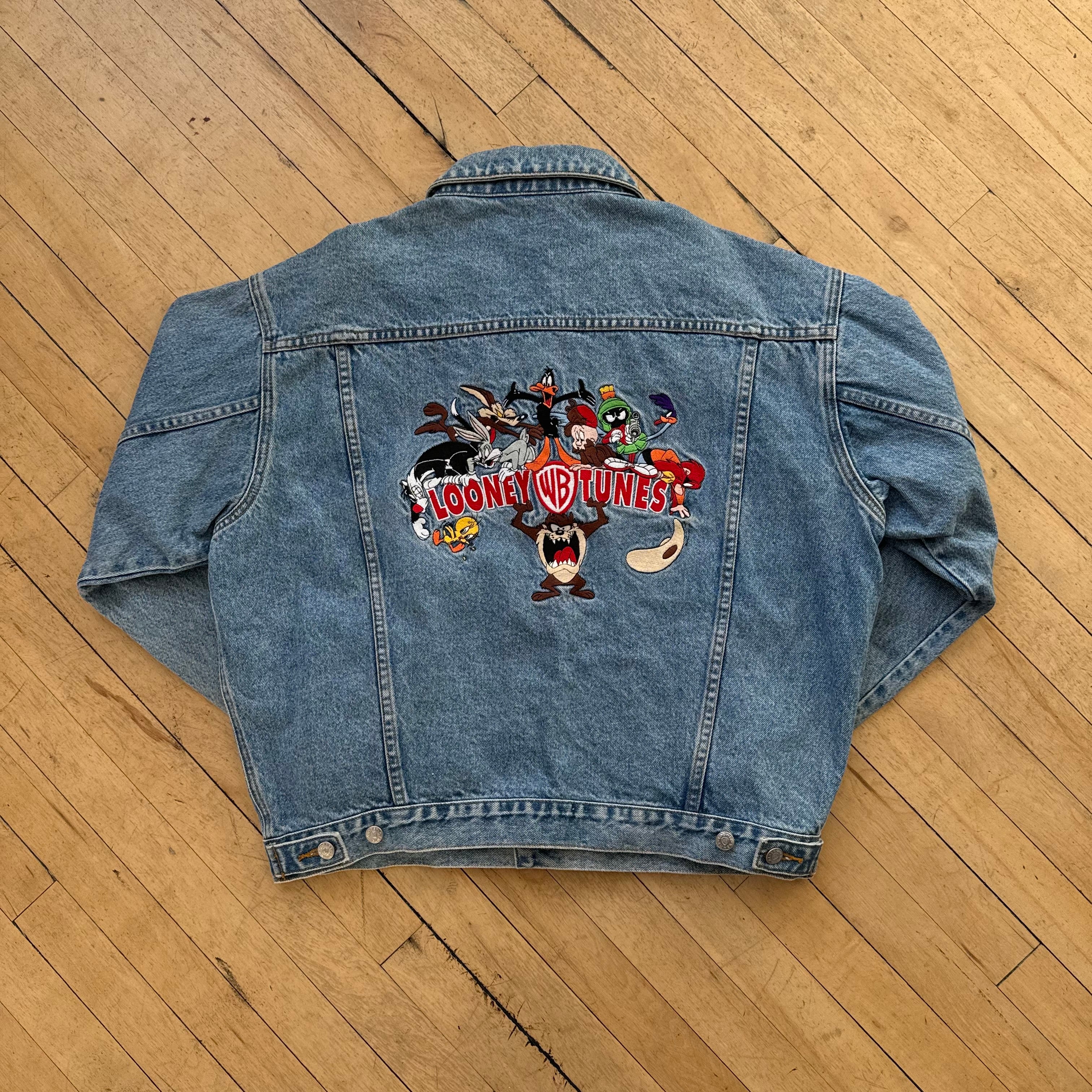 Vintage Looney Tunes Embroidered Jean Jacket Sz L