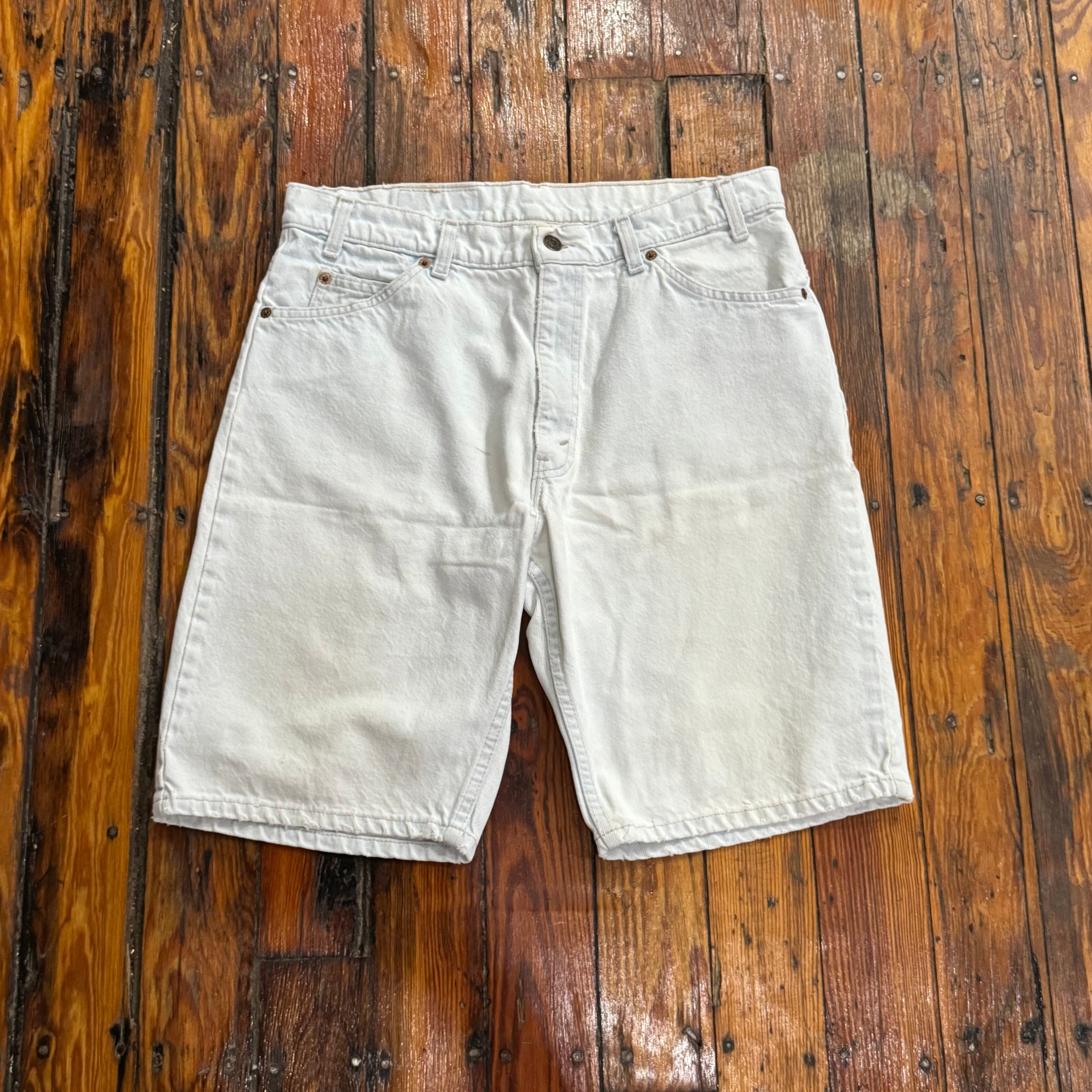 Vintage Light Wash Levi’s Denim Shorts Sz 34