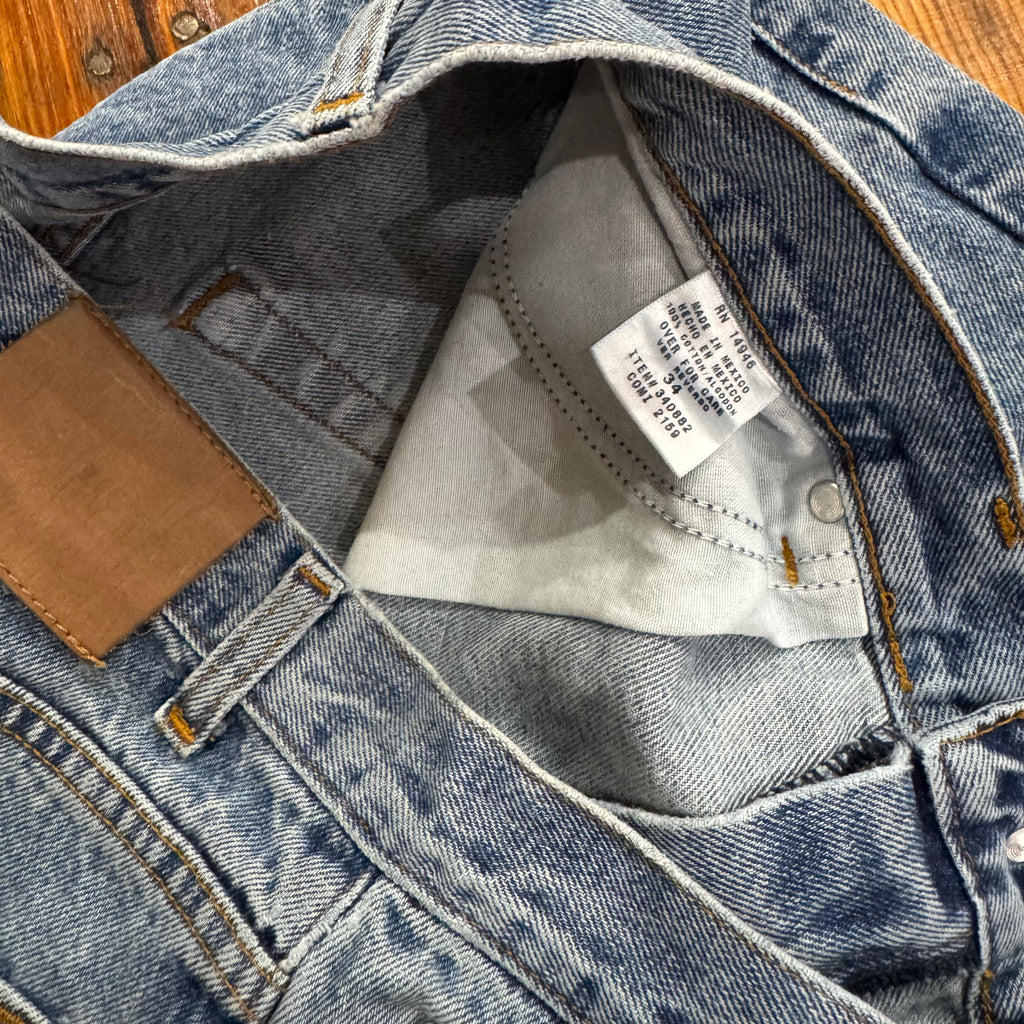 Vintage Light Wash Denim Jean Shorts Sz 34