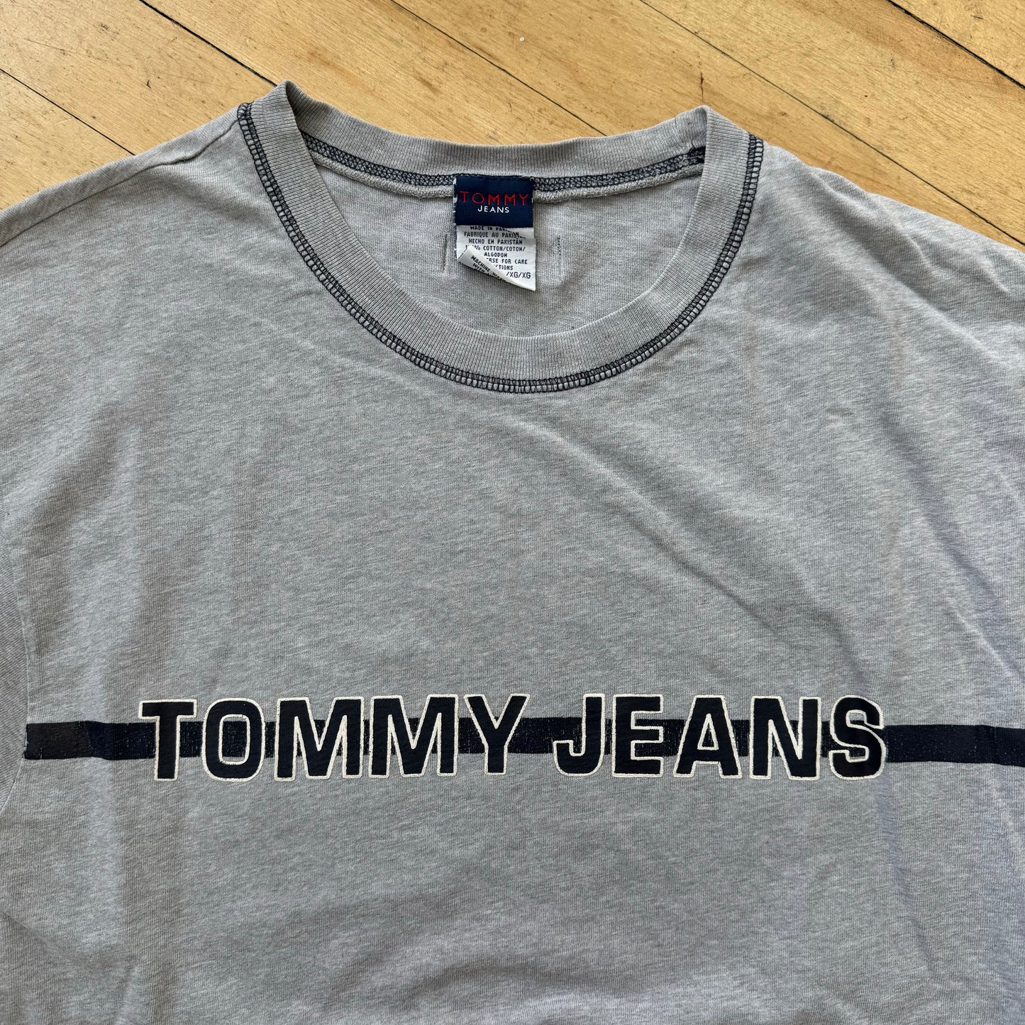 Vintage Tommy Hilfiger SpellOut T-shirt Sz L