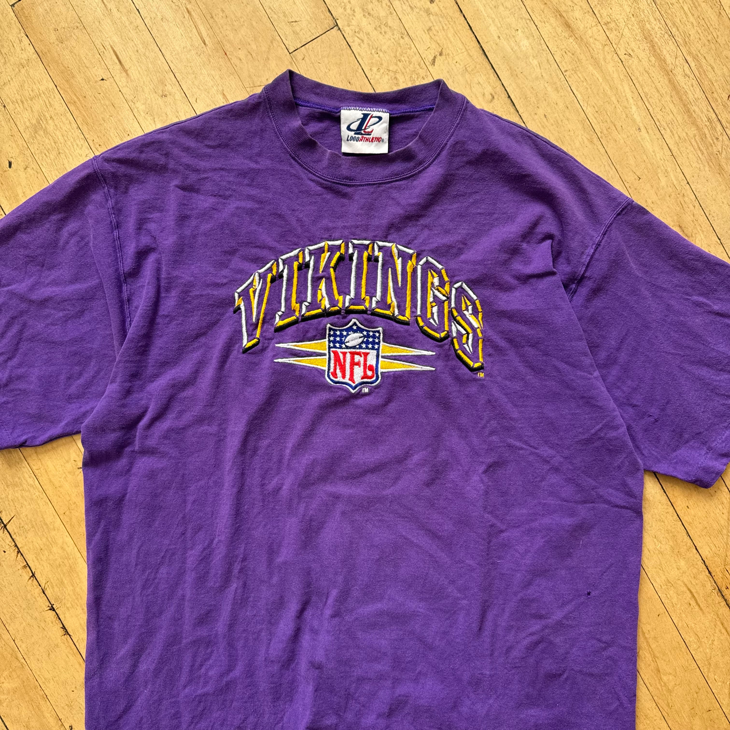 Vintage Vikings Embroidered T-shirt Sz XXL