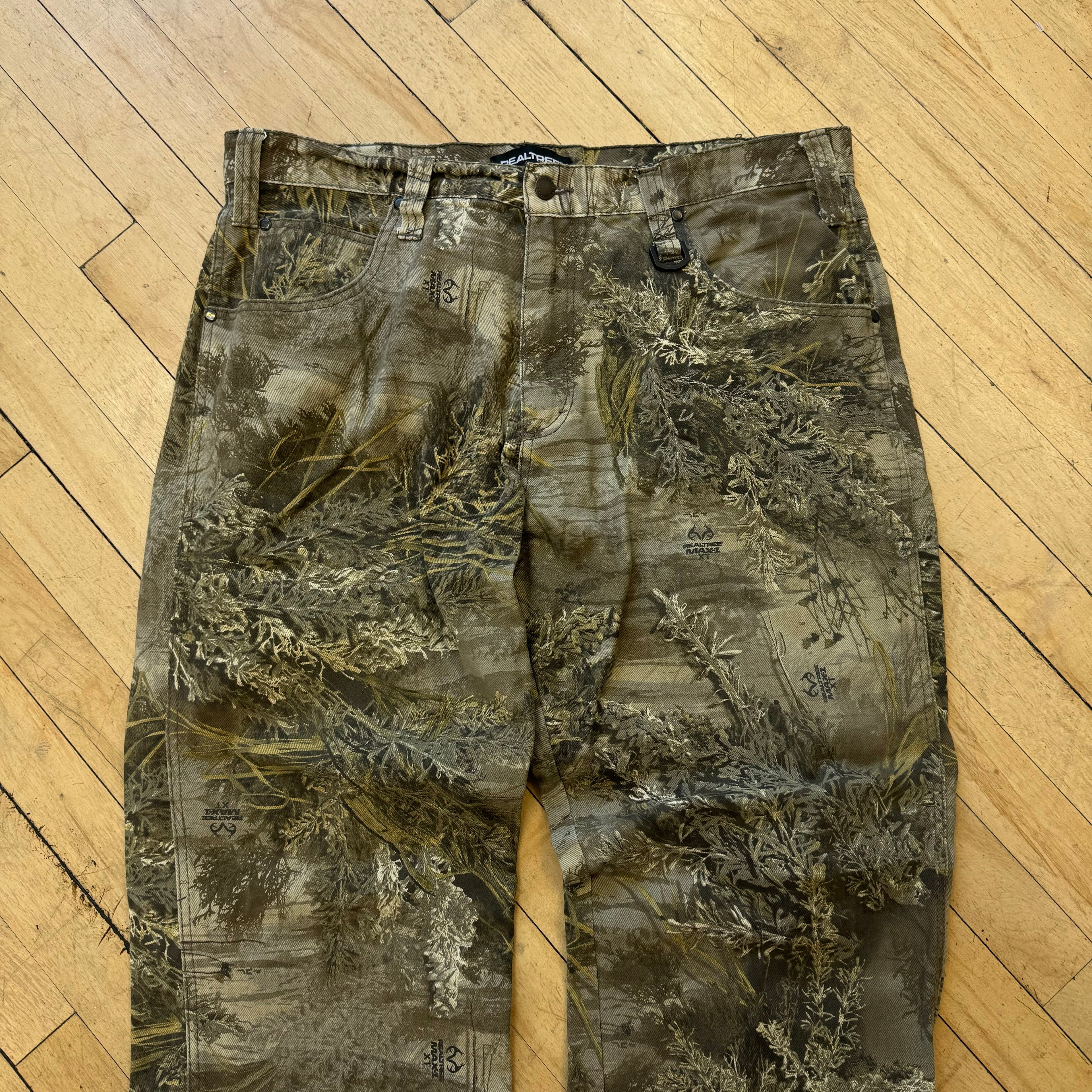 Y2K RealTree Camo Denim Jeans Sz 38x30