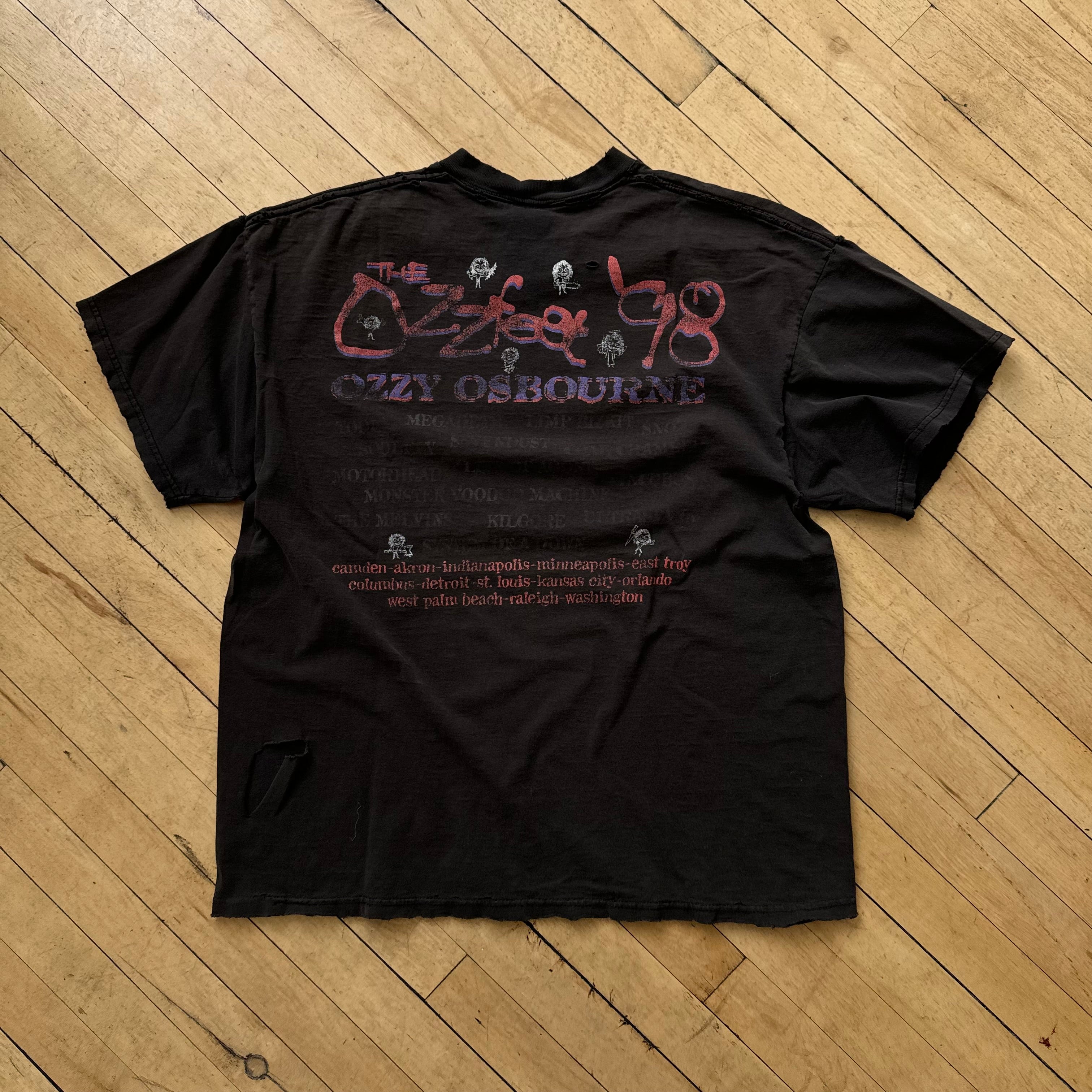 Vintage Ozzy Osborn OzzFest T-shirt Sz L