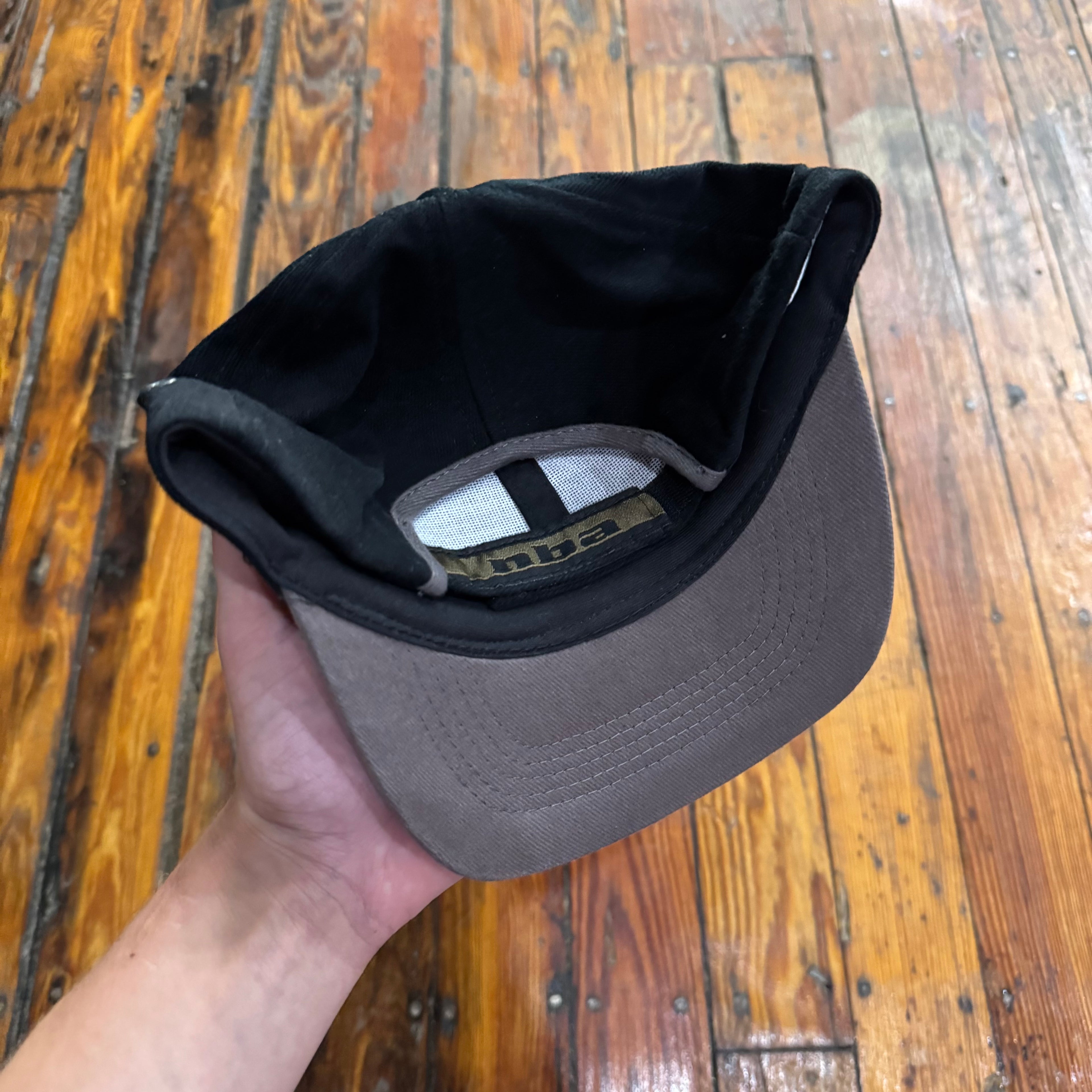Vintage Chicago Bulls Champions Hat