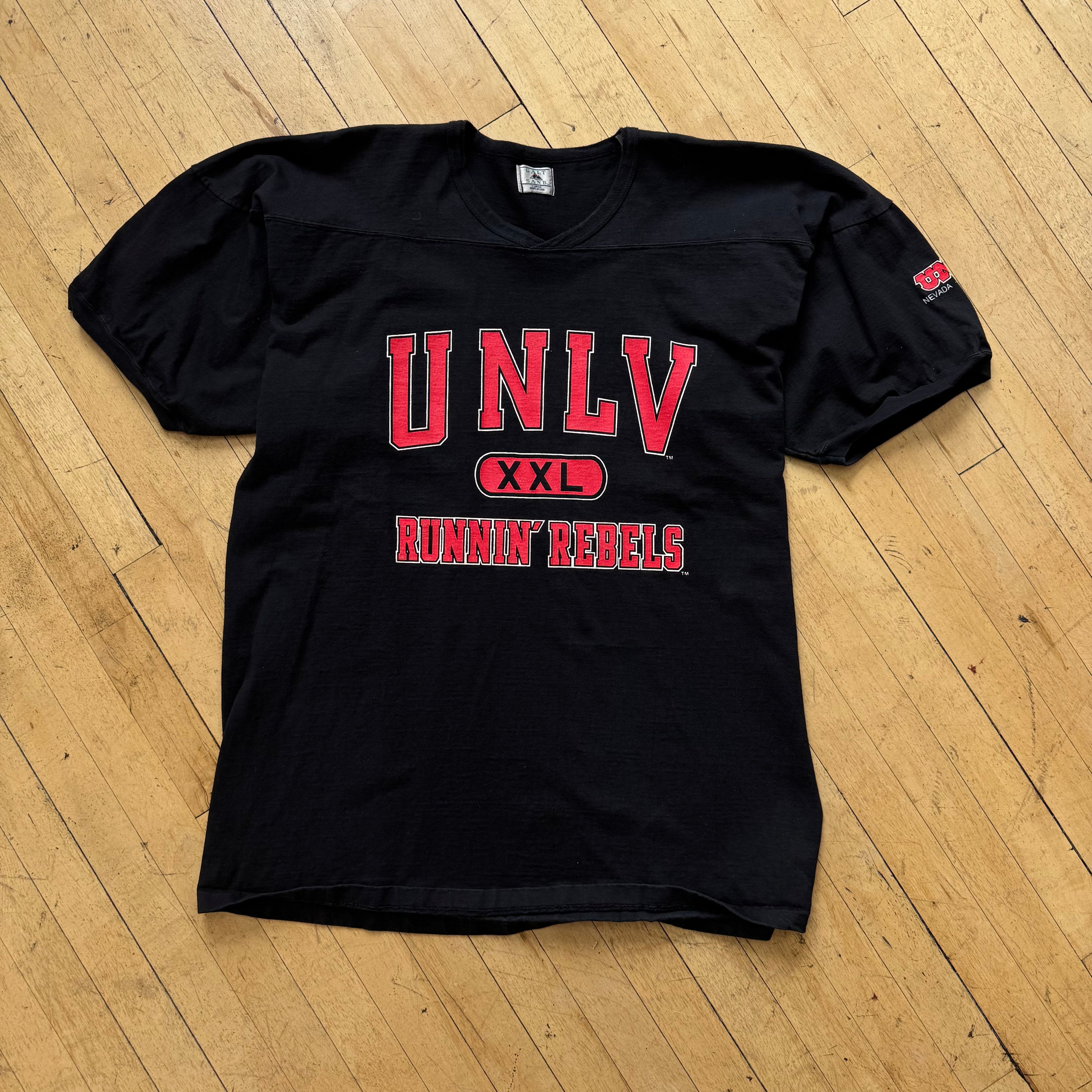 Vintage UNLV Runnin Rebels T-shirt Sz XL