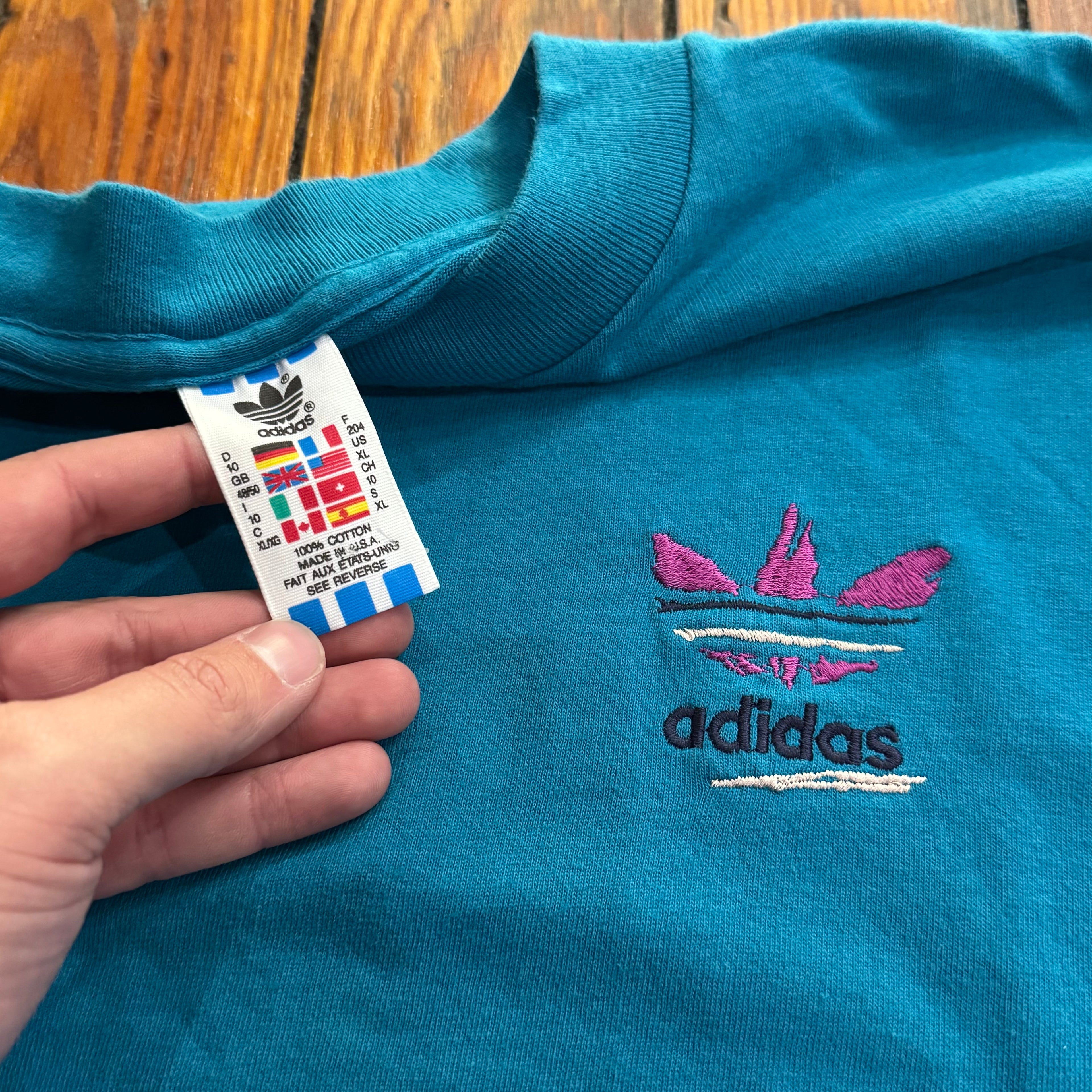 Vintage Embroidered Adidas T-shirt Sz XL