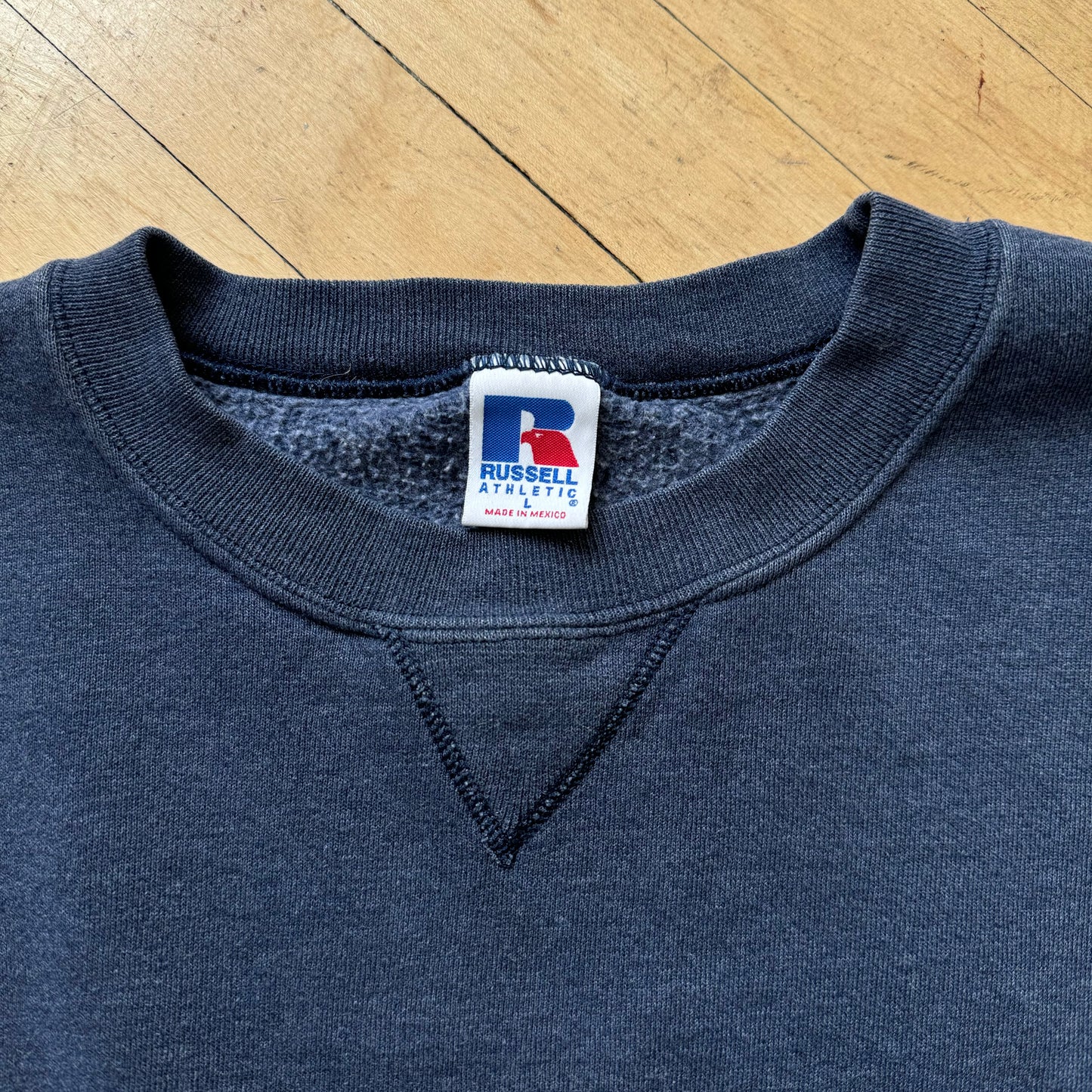 Vintage Blank Russell Crewneck Sz L