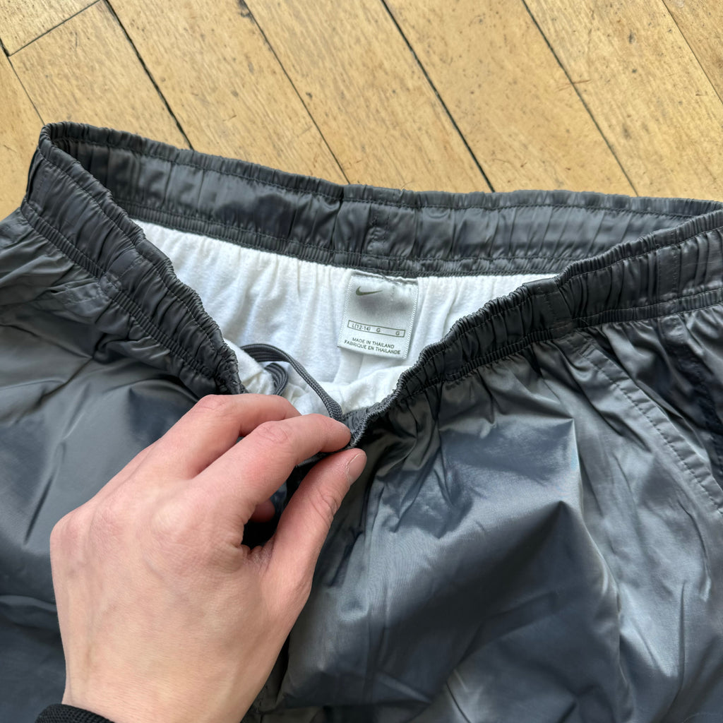 Vintage silver Nike Trackpants Sz M