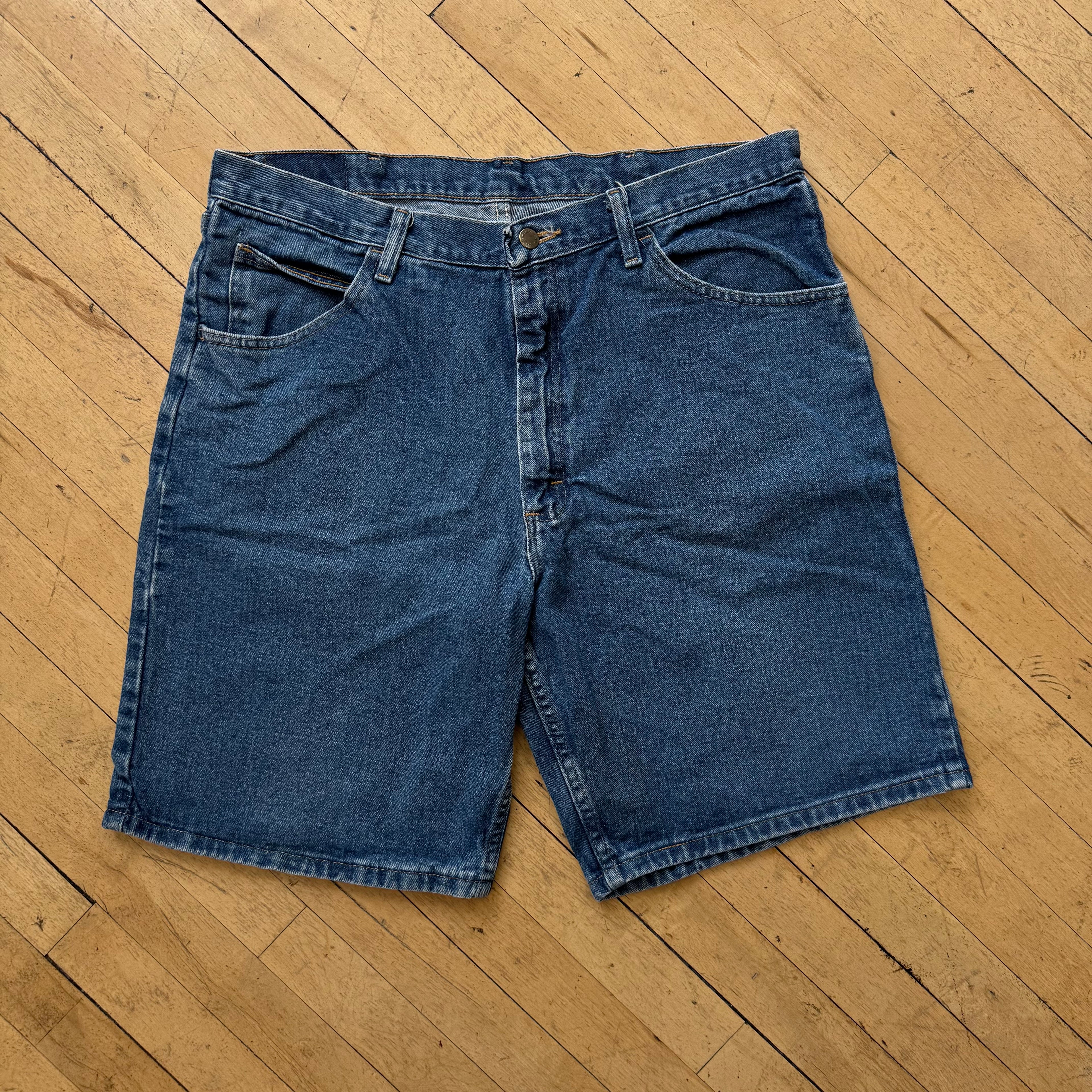 Vintage Wrangler Denim Jean Shorts Sz 36