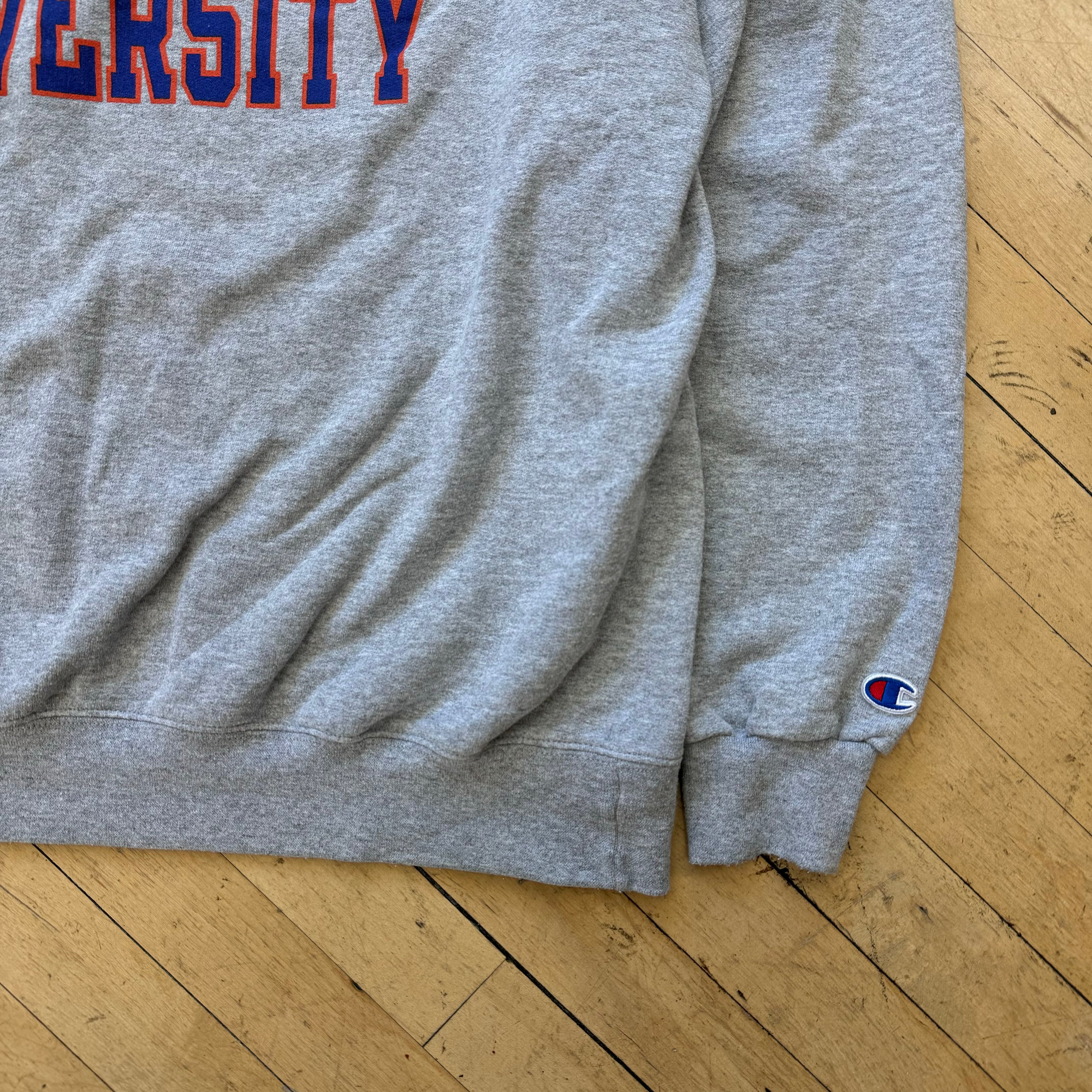 Salem State University Champion CrewNeck Sz XL