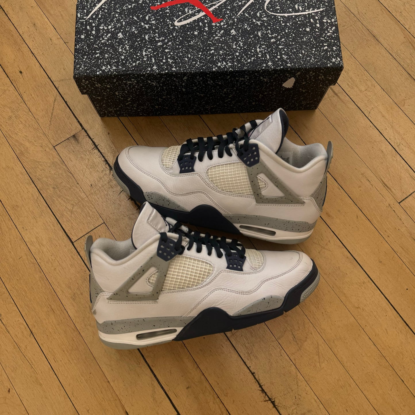 Jordan 4 Retro Midnight Navy Sz 12 (used)