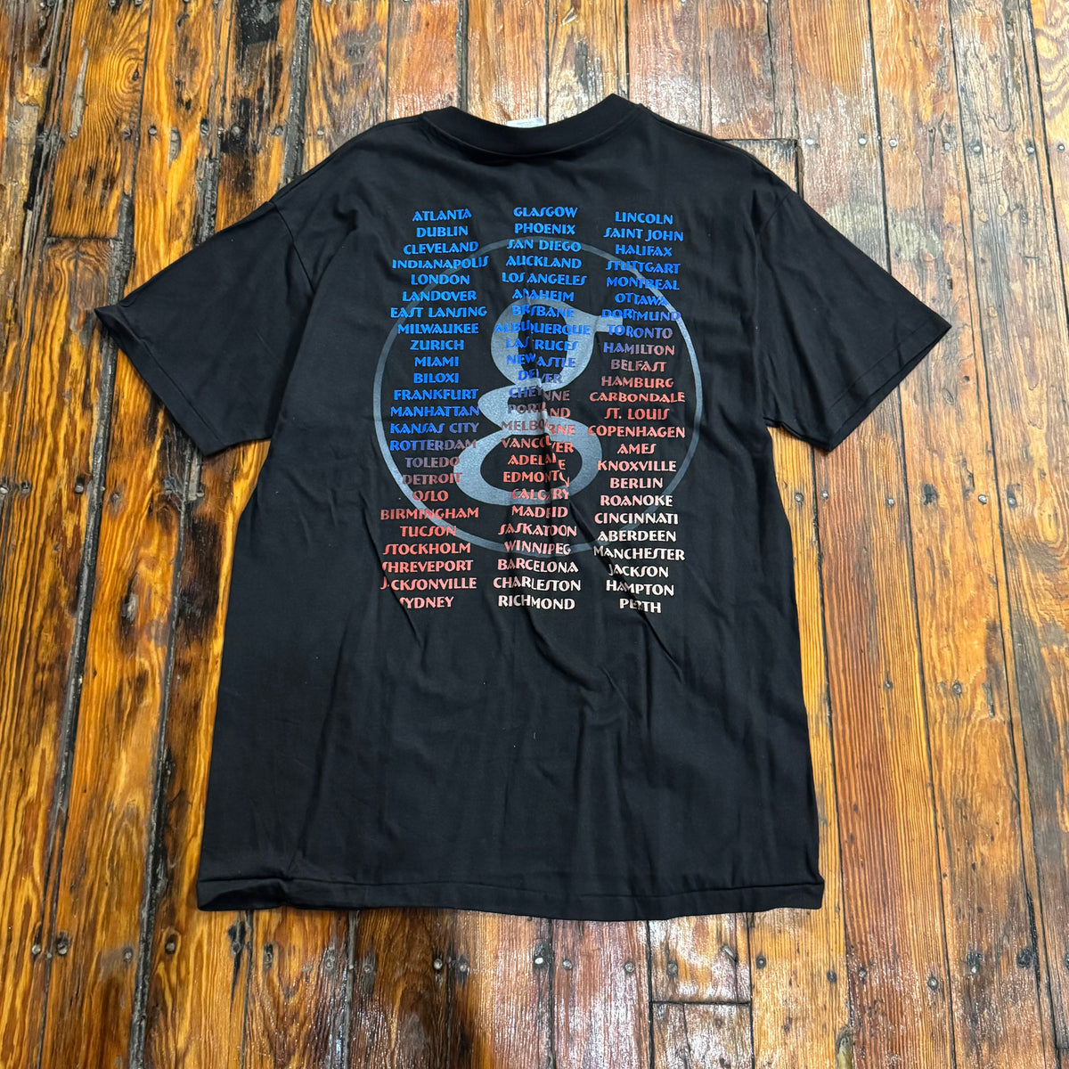 Vintage Garth Brooks World Tour T-shirt Sz L (NEW)