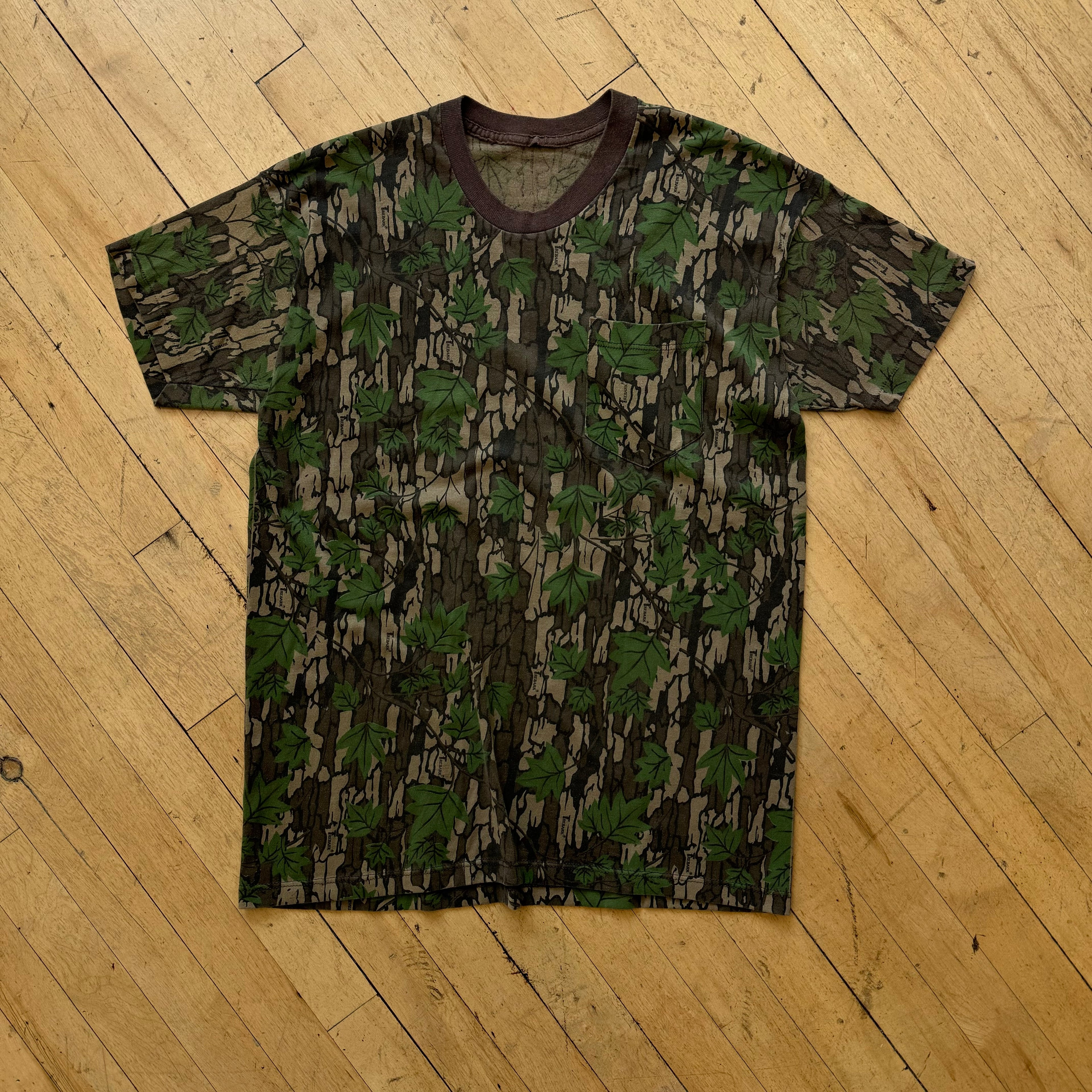 Vintage Leafy Camo Pocket T-shirt Sz M
