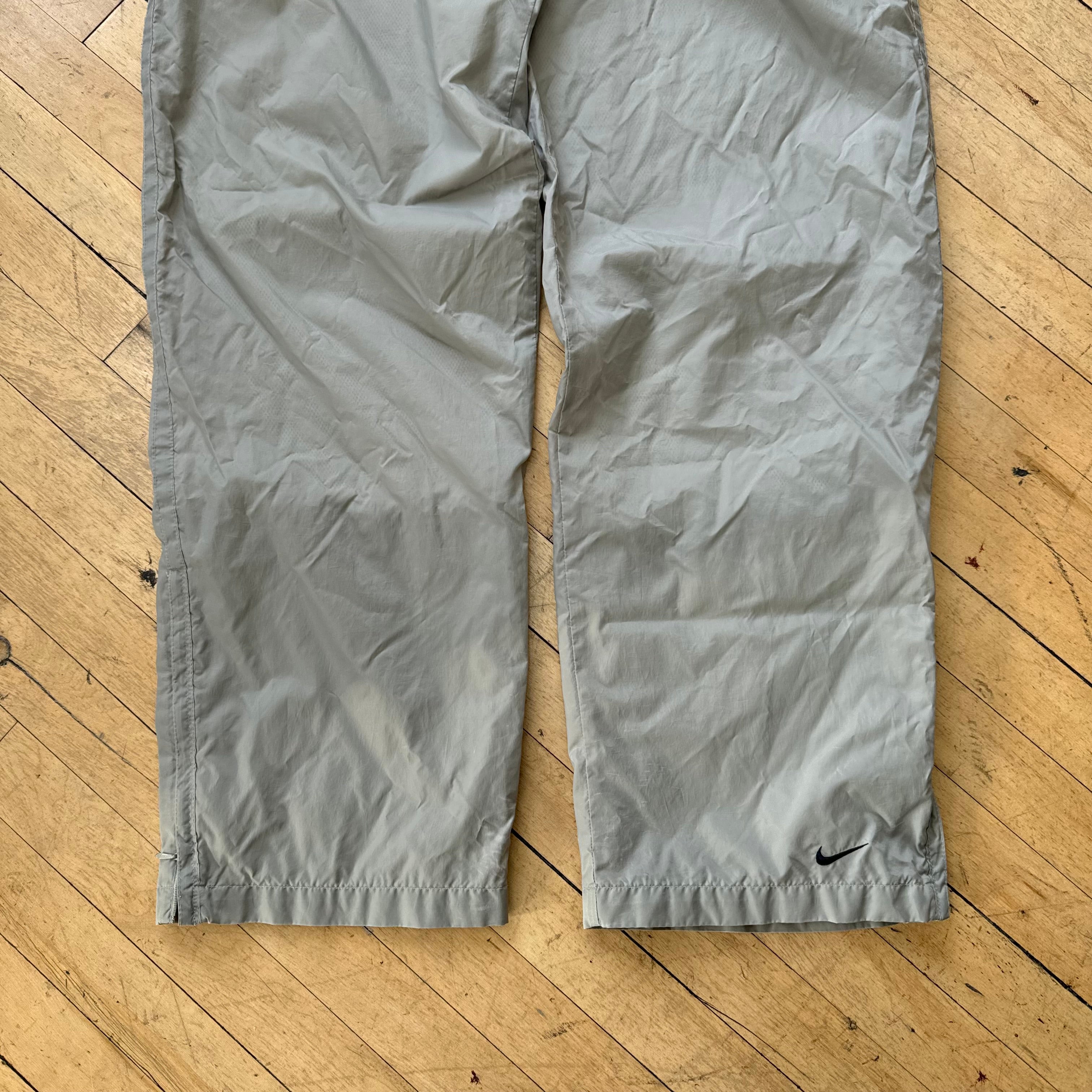 Vintage Light Grey Nike TrackPants Sz L