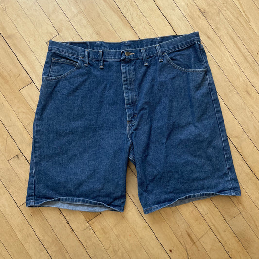 Vintage Wrangler Denim Jeans Shorts Sz 44