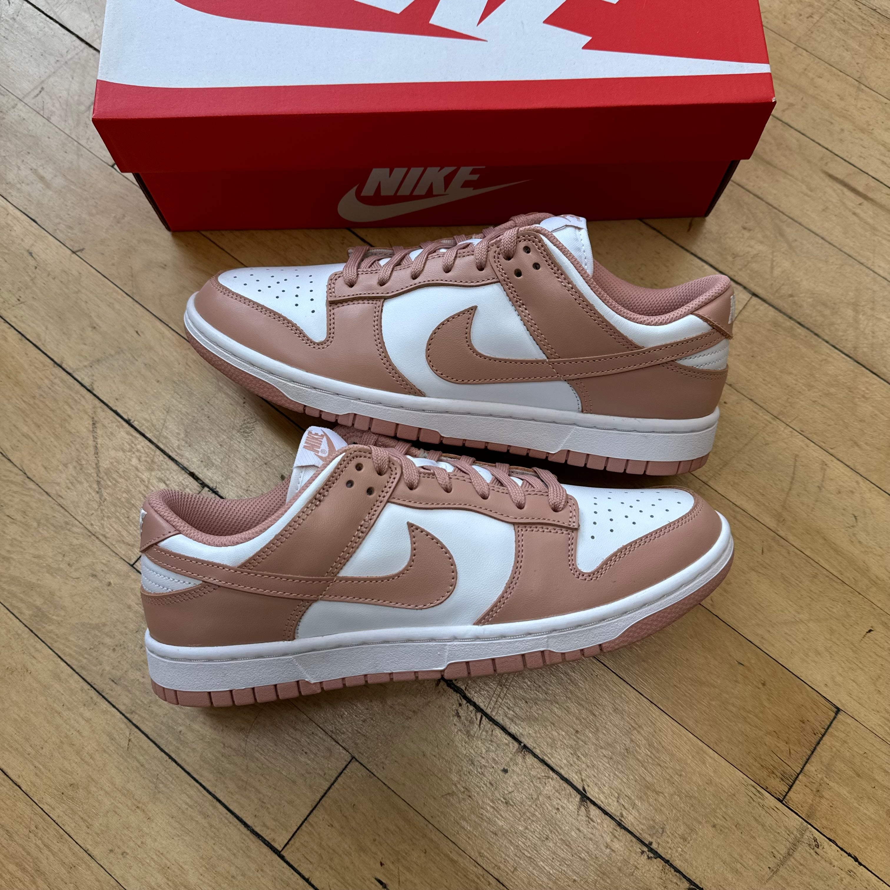 Nike Dunk Low Rose Whisper Sz 9.5w (DS)