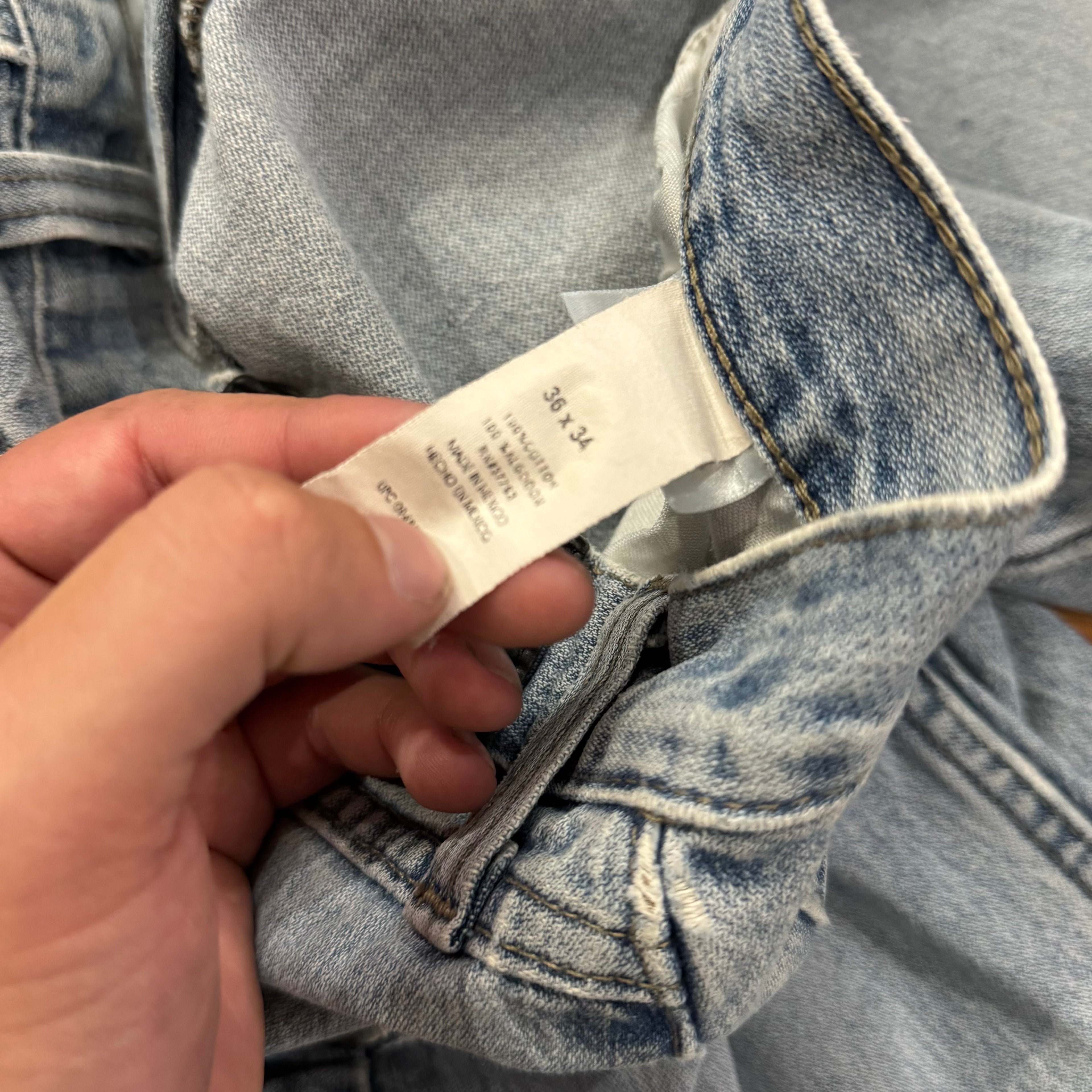 Y2K AXIST Light Wash Denim Jeans Sz 36x34