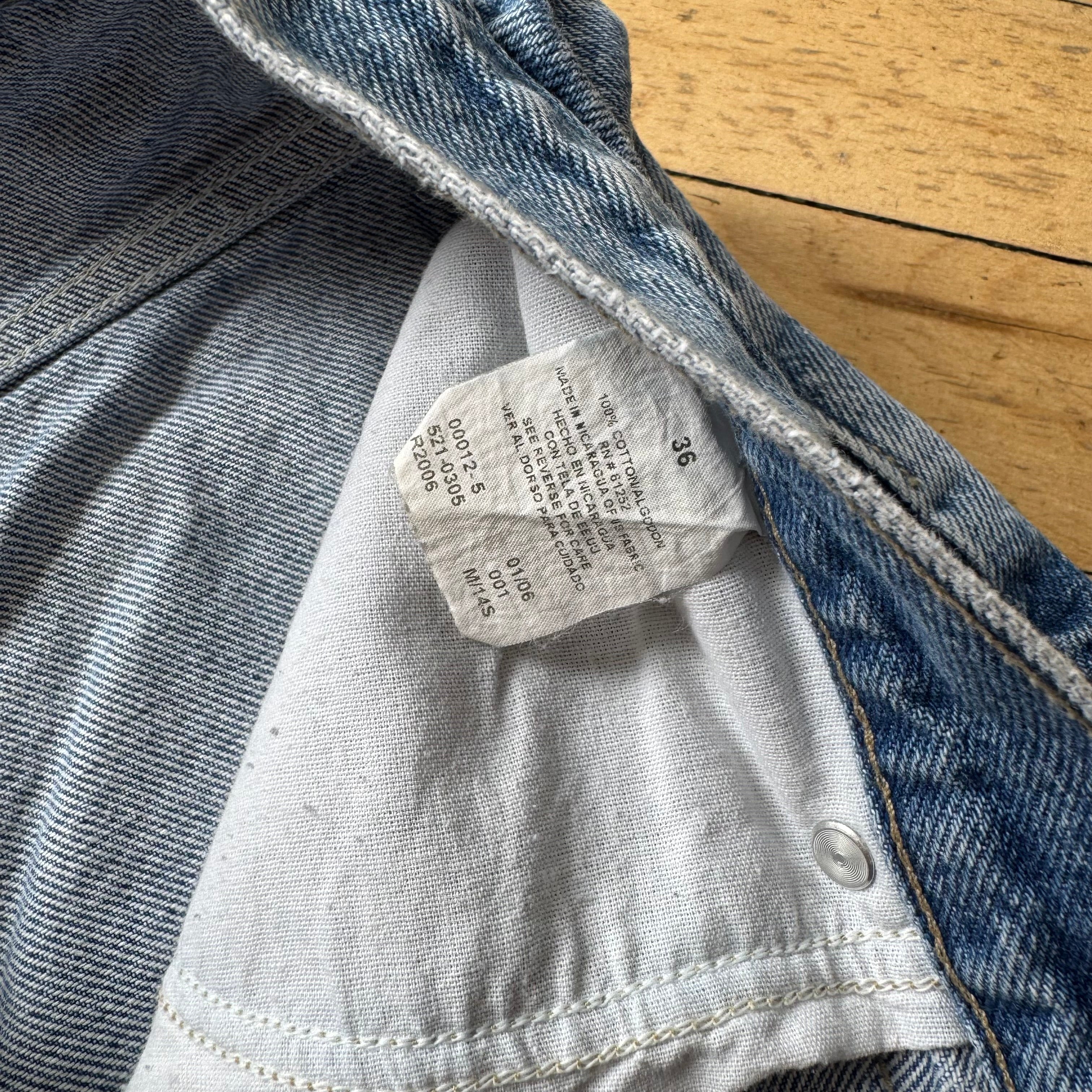 Vintage Arizona Loose Denim Jean Shorts Sz 36