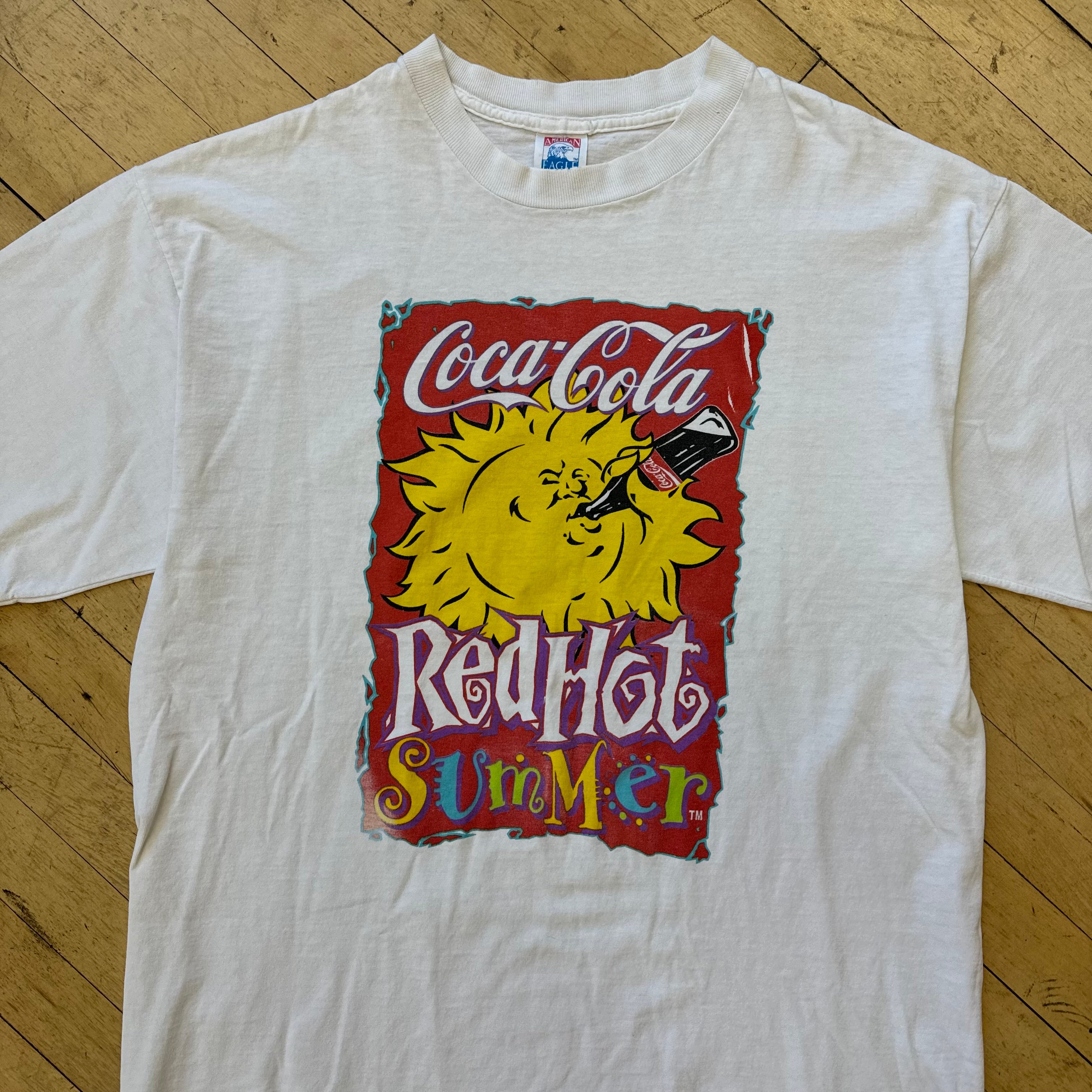 Vintage Coca Cola Red Hot Summer T-shirt Sz XL