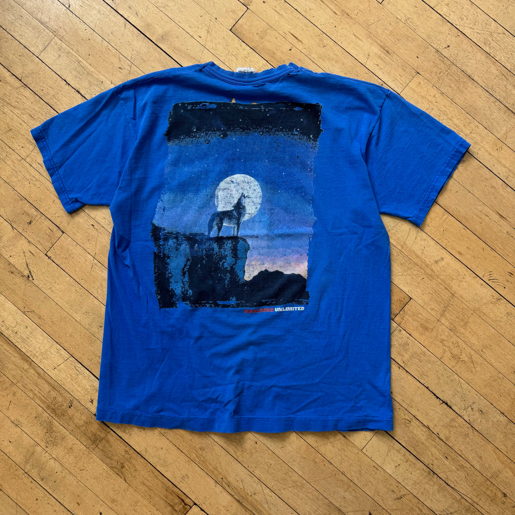 Vintage Thrashed Marlboro Unlimited Wolf T-shirt Sz XL