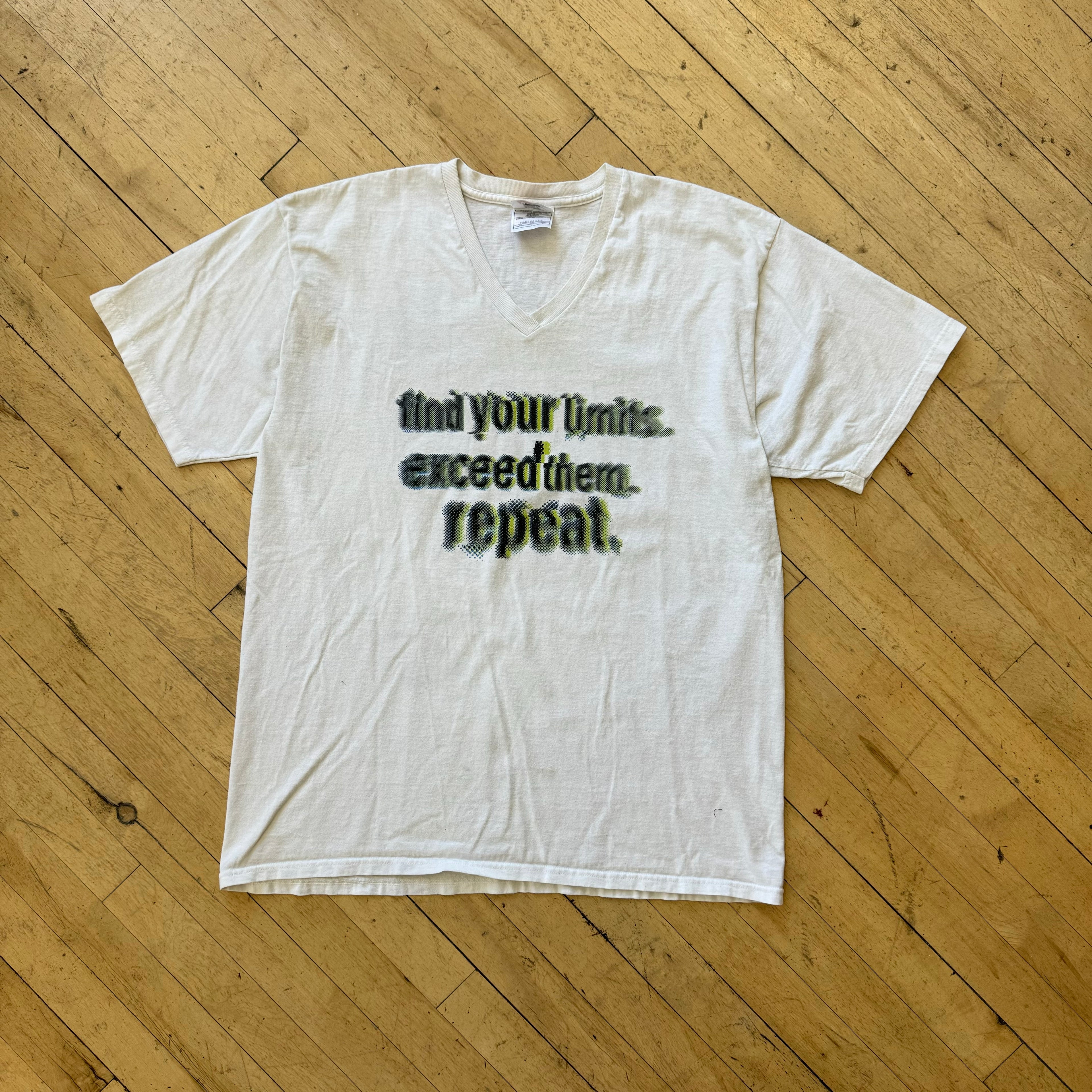 Vintage Nike find your limits T-shirt Sz L