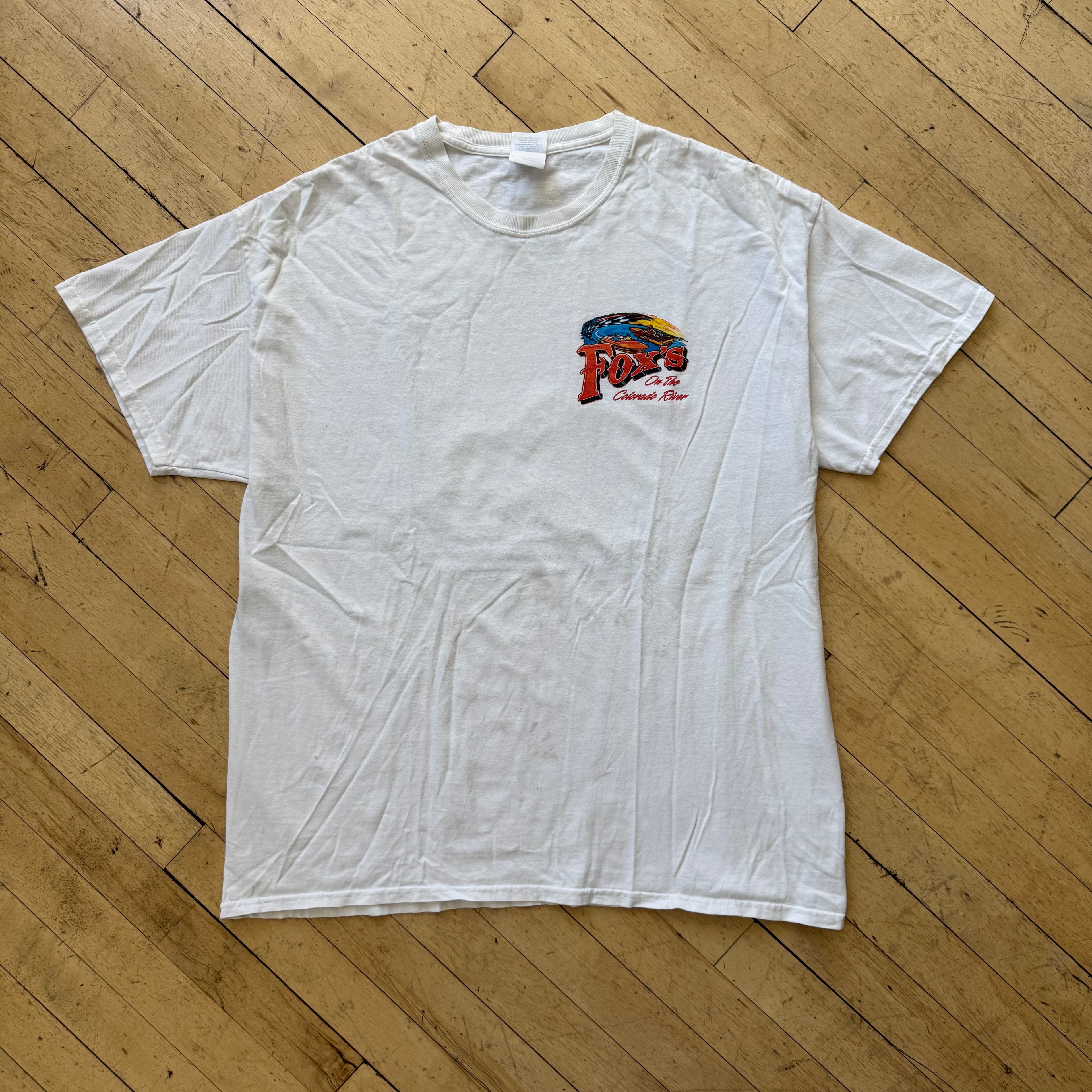 Vintage Fox’s On the River T-shirt Sz XL