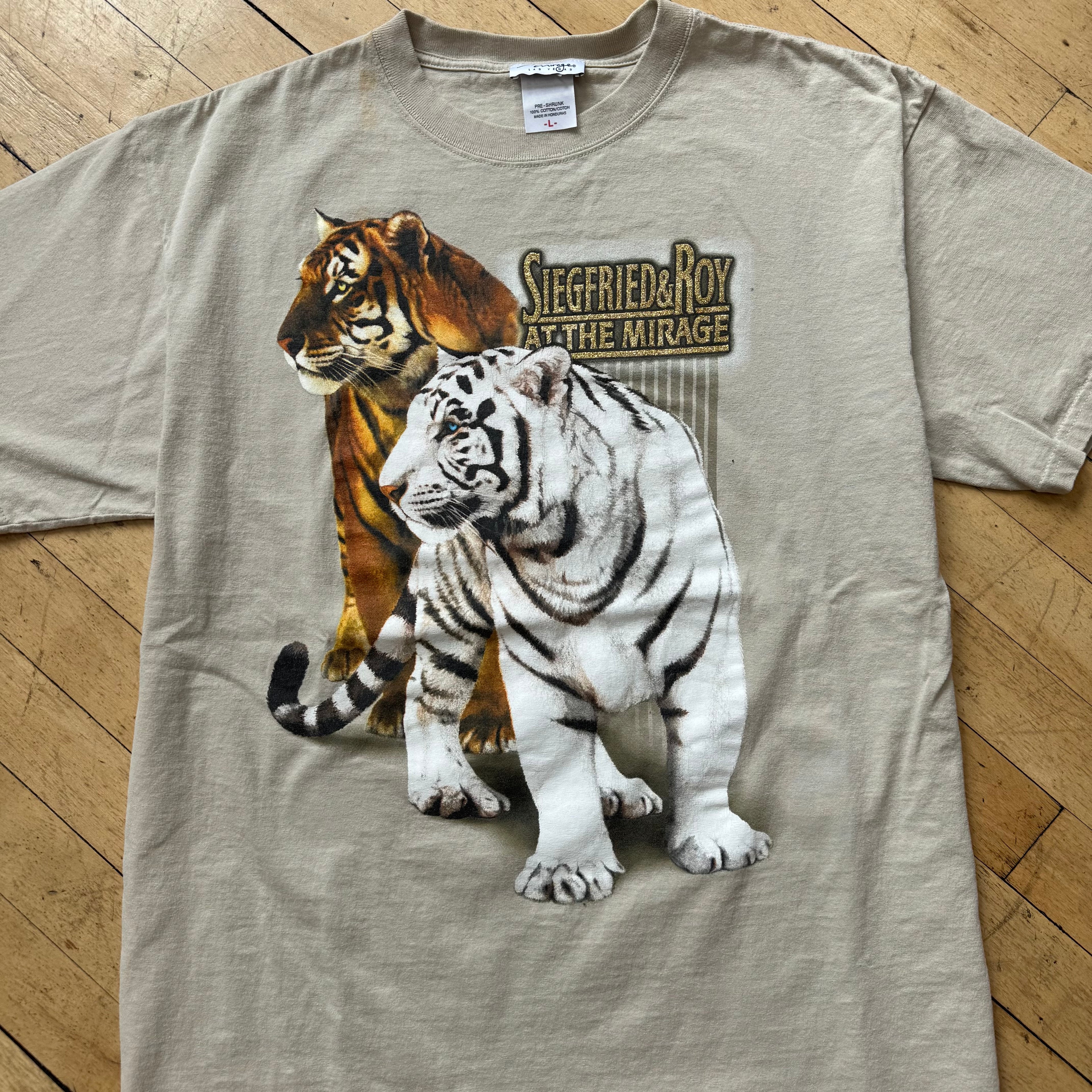 Vintage Siegfried and Roy at the Mirage T-shirt Sz M