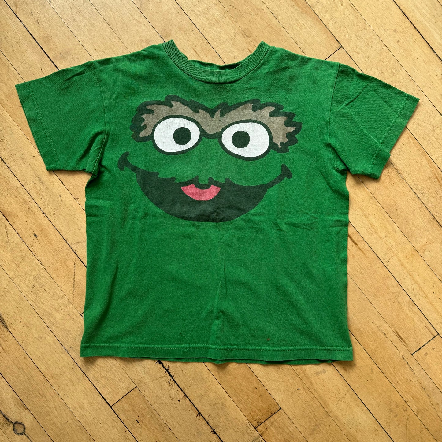 Vintage Oscar The grouch T-shirt Sz YTH M