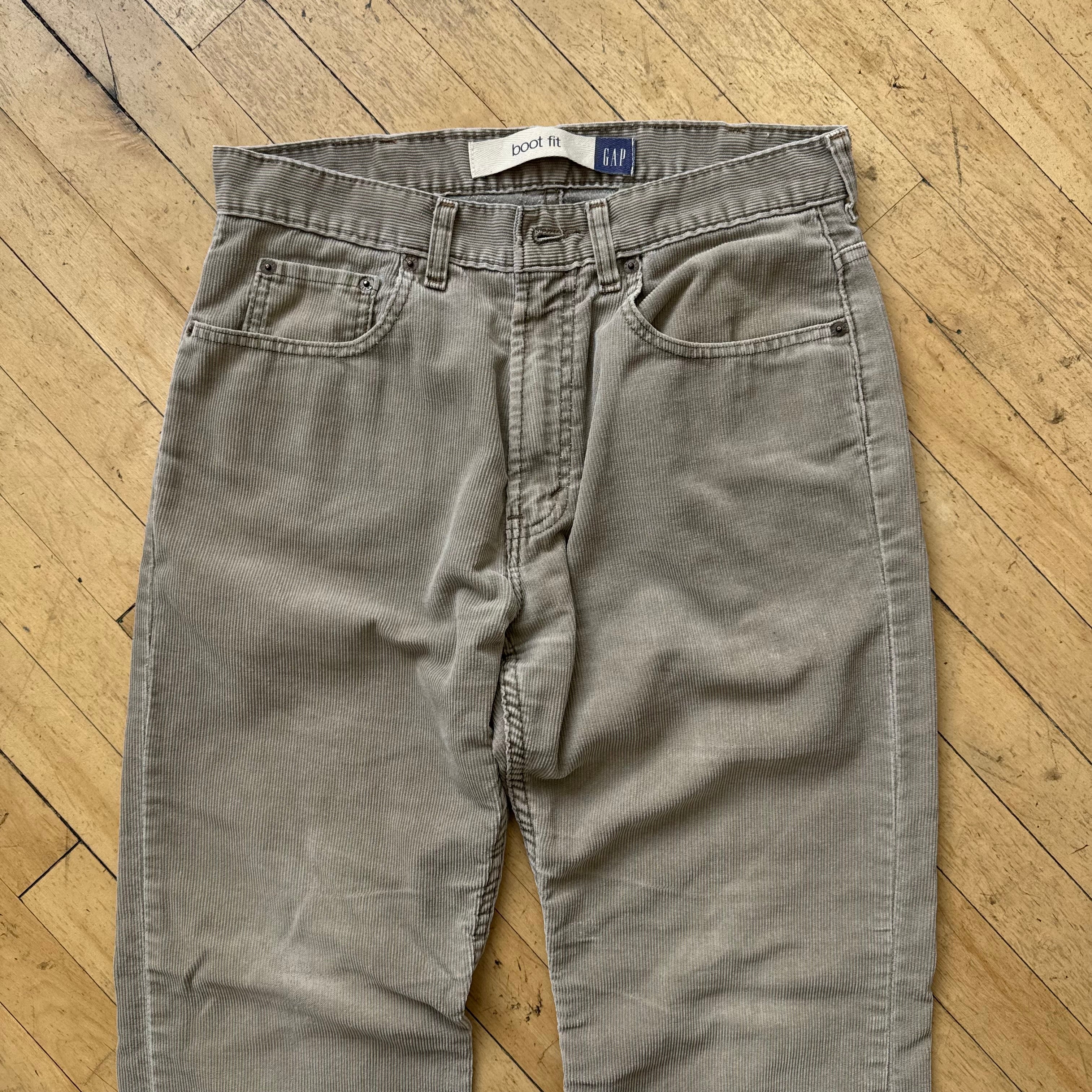 Vintage Gap Corduroy Khaki Pants Sz 32x32