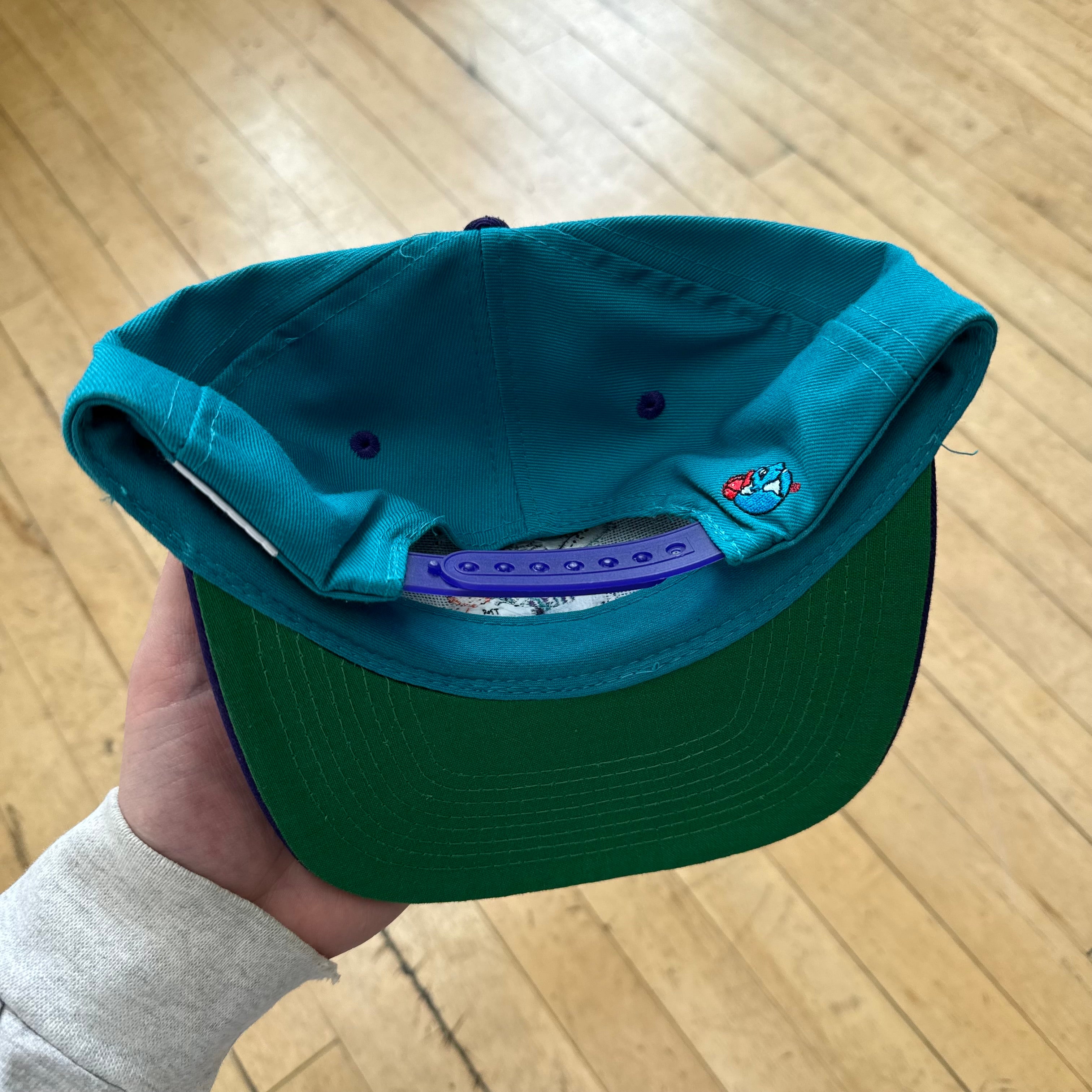 Vintage Charlotte Hornets SnapBack Hat