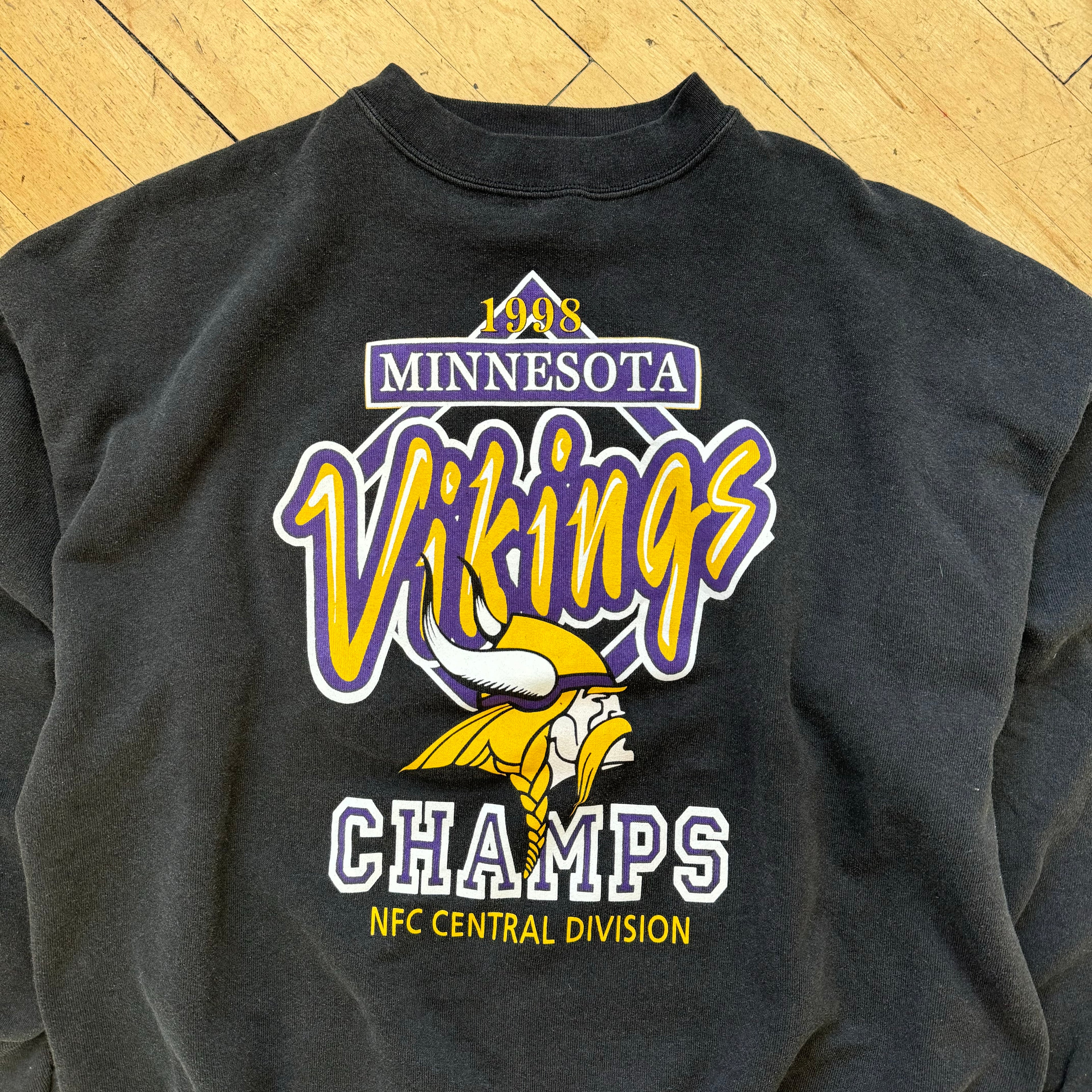Vintage Logo 7 NFC Champs Minnesota Vikings CrewNeck Sz L